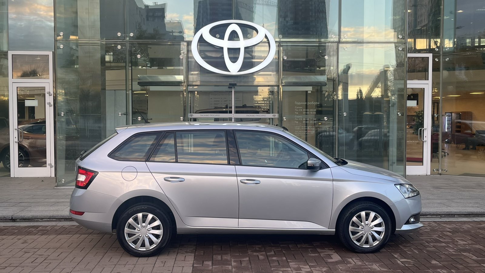 Інші авто SKODA FABIA 2020 року, Універсал, Тойота Центр Київ "Автосаміт Укравто", м.Київ | Фото № 16 Інші авто SKODA FABIA 2020 року з пробігом 52610 км, Універсал, Тойота Центр Київ "Автосаміт Укравто", м.Київ - 624780 ГРН | Фото № 16