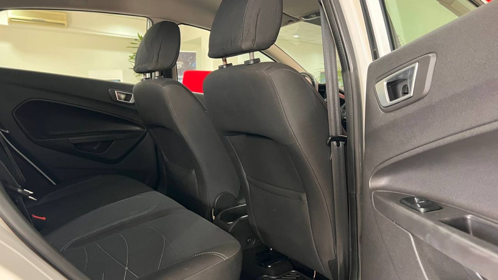 Інші авто FORD FIESTA 2013 року, Хетчбек, Тойота Центр Ужгород "Карат Мотор", м.Ужгород | Фото № 7 Інші авто FORD FIESTA 2013 року з пробігом 68995 км, Хетчбек, Тойота Центр Ужгород "Карат Мотор", м.Ужгород - 271500 ГРН | Фото № 7