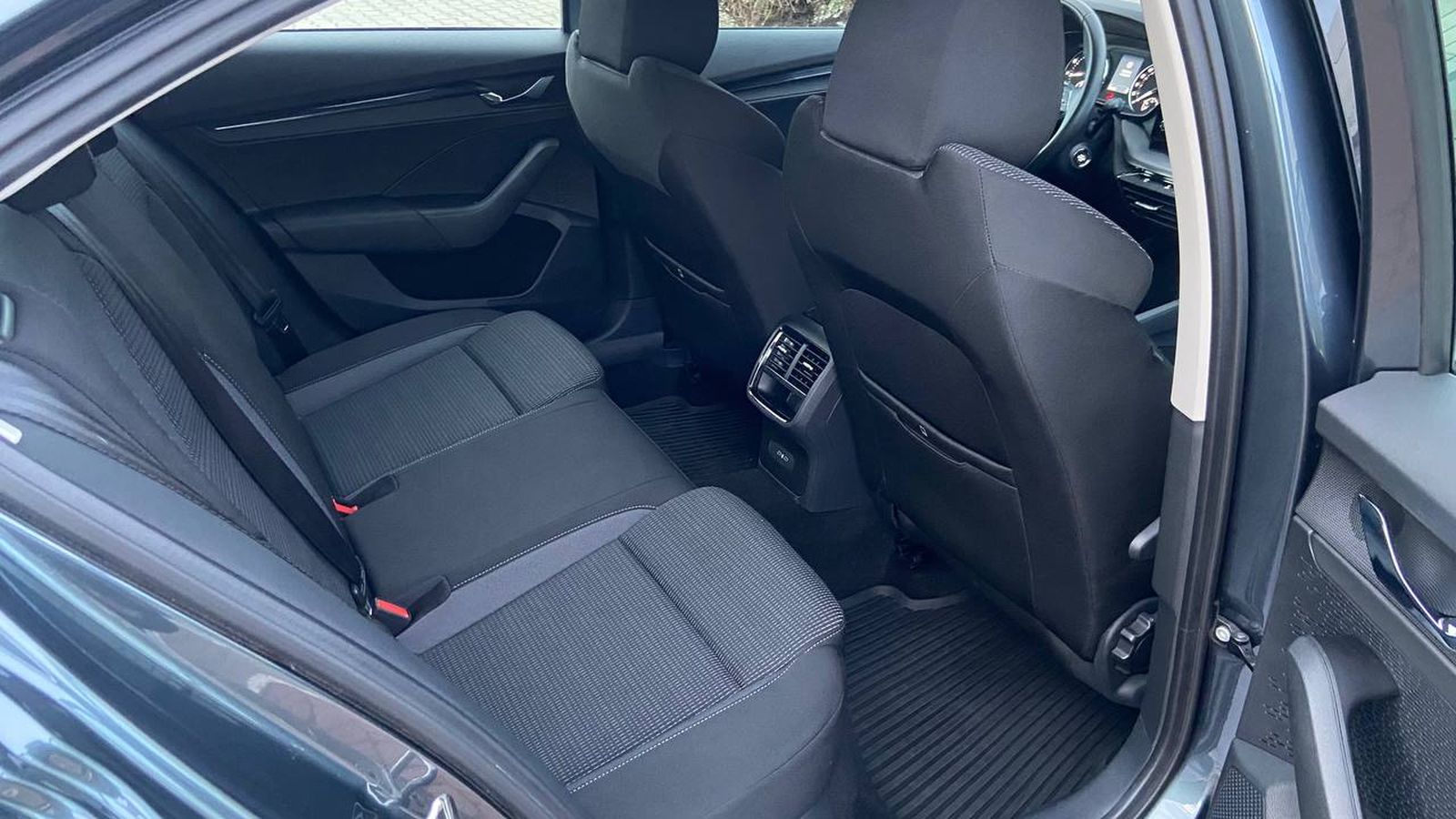 Інші авто SKODA OCTAVIA 2021 року, Ліфтбек, Тойота Центр Хмельницький "Гранд Мотор", м.Хмельницький | Фото № 7 Інші авто SKODA OCTAVIA 2021 року з пробігом 117458 км, Ліфтбек, Тойота Центр Хмельницький "Гранд Мотор", м.Хмельницький - 829000 ГРН | Фото № 7