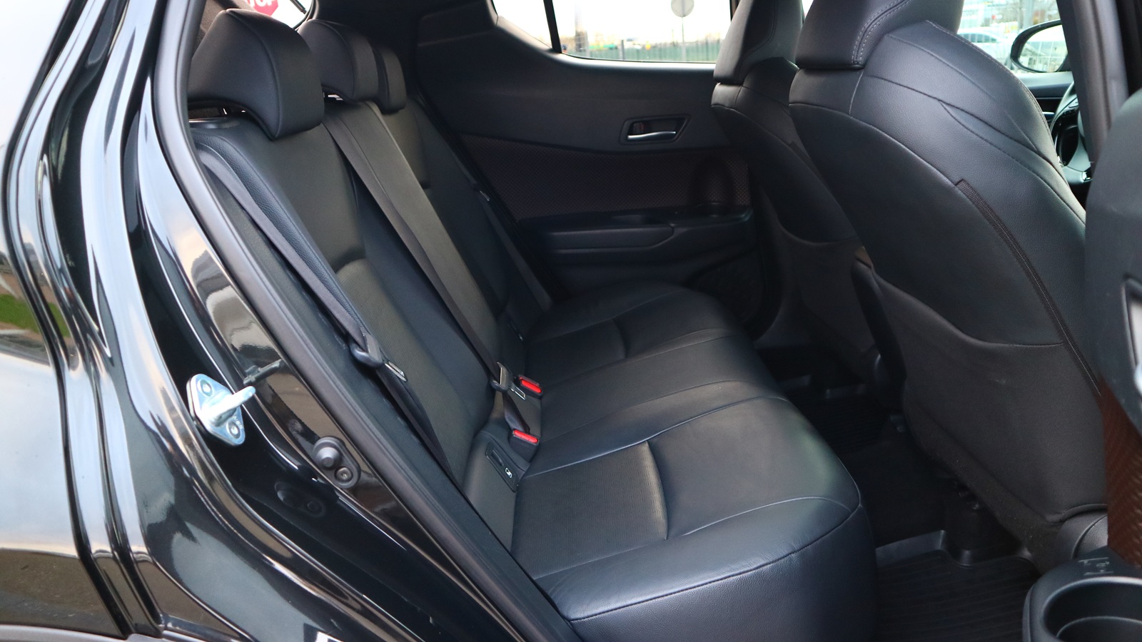 Toyota C-HR 2018 року з пробігом 66250 км, Хетчбек, Тойота Центр Київ "Автосаміт Укравто Столичне", м.Київ - 836000 ГРН | Фото № 7