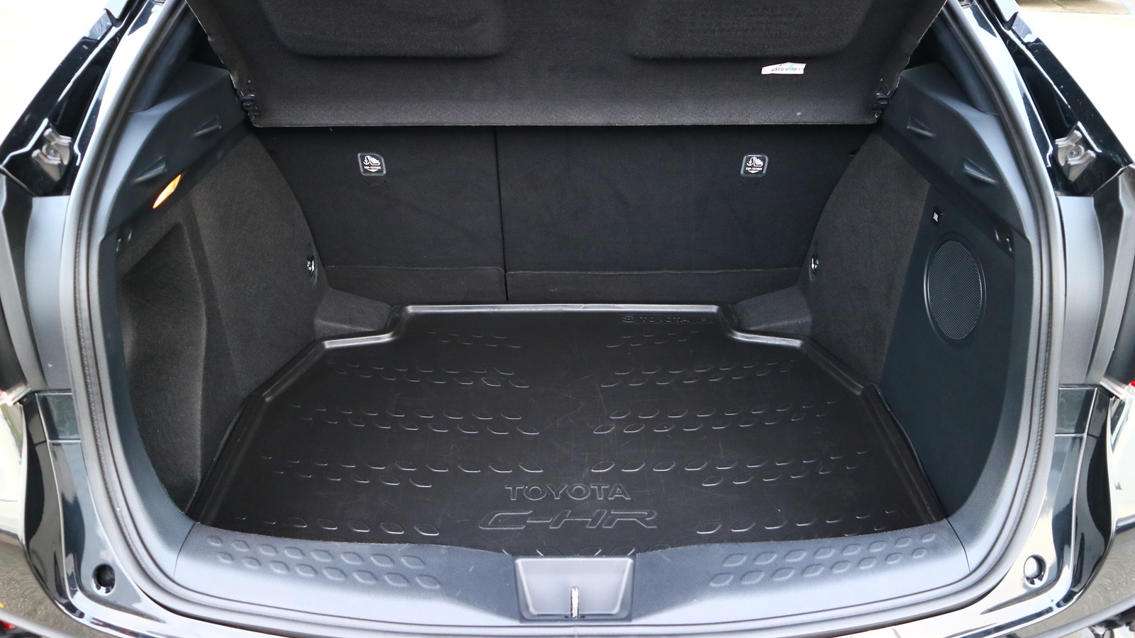 Toyota C-HR 2018 року з пробігом 66250 км, Хетчбек, Тойота Центр Київ "Автосаміт Укравто Столичне", м.Київ - 836000 ГРН | Фото № 10