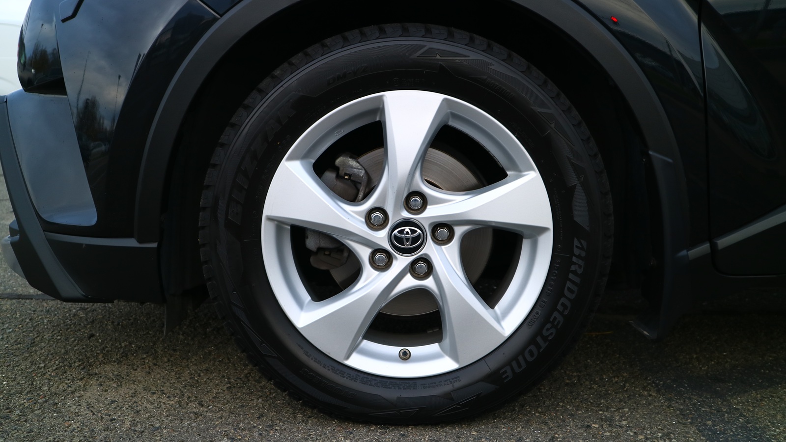 Toyota C-HR 2018 року з пробігом 66250 км, Хетчбек, Тойота Центр Київ "Автосаміт Укравто Столичне", м.Київ - 836000 ГРН | Фото № 11