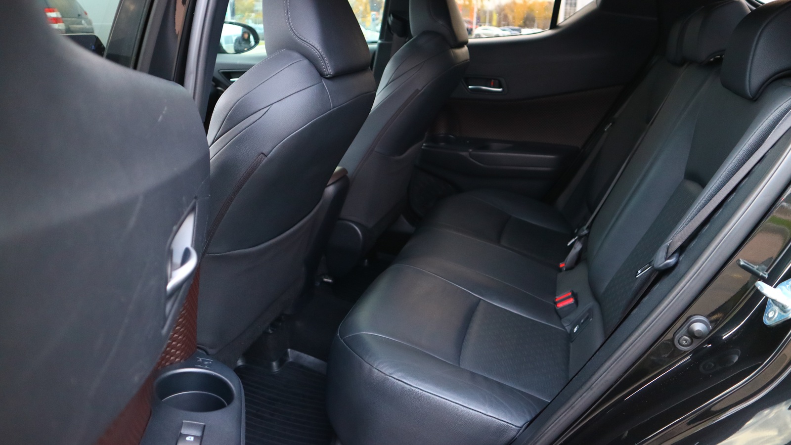 Toyota C-HR 2018 року з пробігом 66250 км, Хетчбек, Тойота Центр Київ "Автосаміт Укравто Столичне", м.Київ - 836000 ГРН | Фото № 14