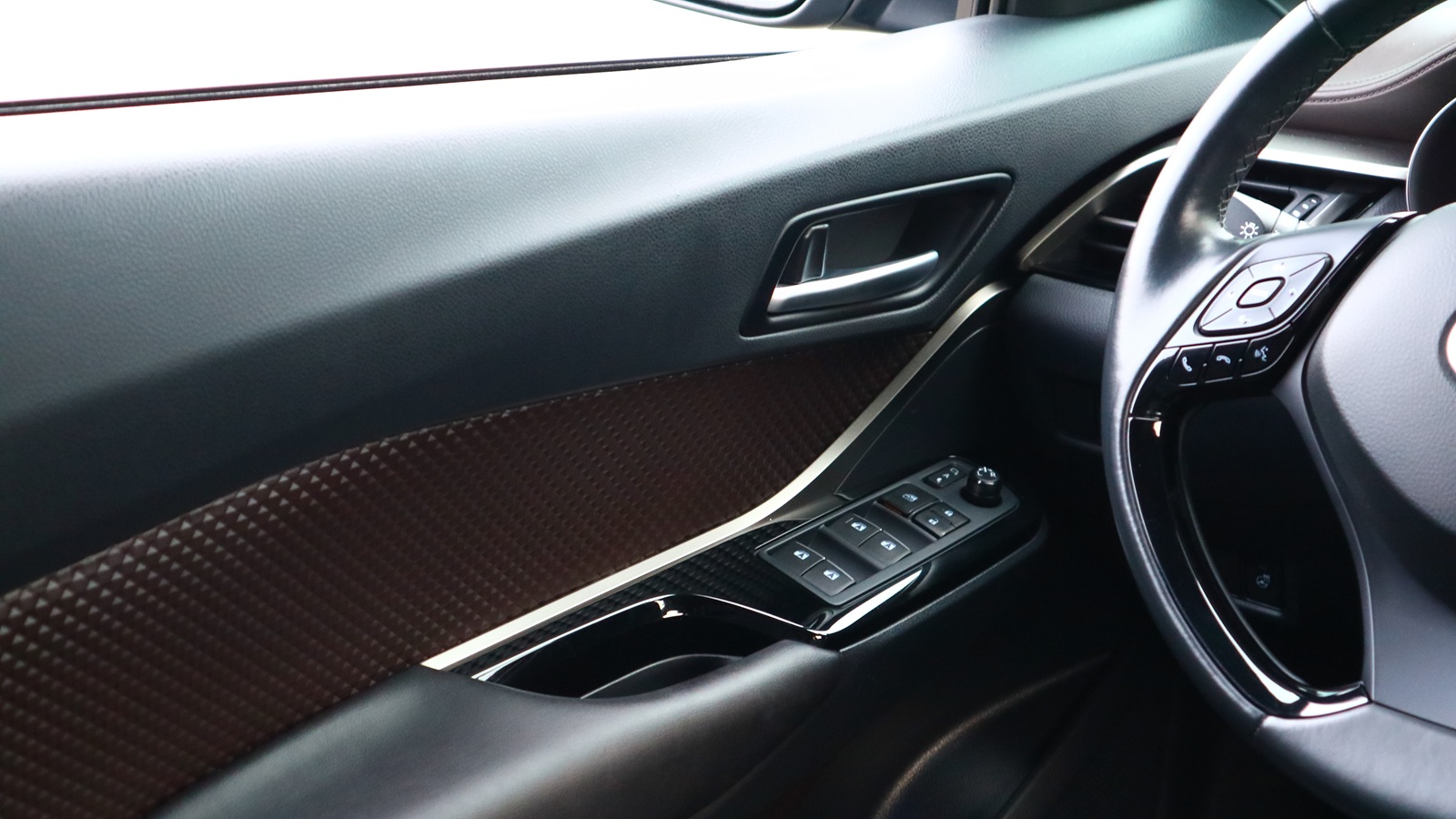 Toyota C-HR 2018 року з пробігом 66250 км, Хетчбек, Тойота Центр Київ "Автосаміт Укравто Столичне", м.Київ - 836000 ГРН | Фото № 16