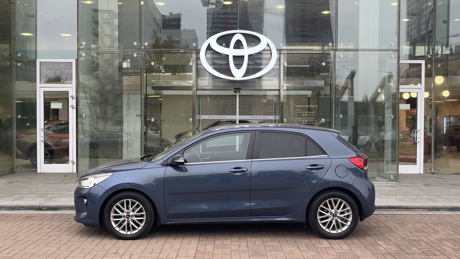 Інші авто KIA RIO 2018 року, Хетчбек, Тойота Центр Київ "Автосаміт Укравто", м.Київ | Фото № 3 Інші авто KIA RIO 2018 року з пробігом 61606 км, Хетчбек, Тойота Центр Київ "Автосаміт Укравто", м.Київ - 523240 ГРН | Фото № 3