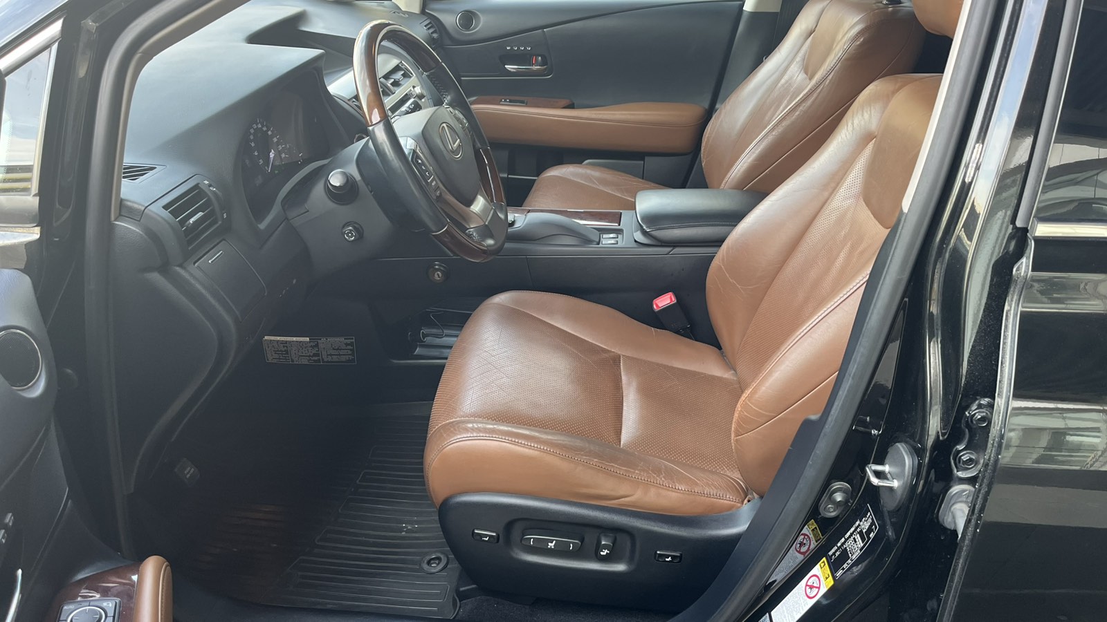 Lexus RX 450h 2012 року, Універсал, Тойота Центр Київ "Автосаміт Укравто", м.Київ | Фото № 12 Lexus RX 450h 2012 року з пробігом 163207 км, Універсал, Тойота Центр Київ "Автосаміт Укравто", м.Київ - 1003400 ГРН | Фото № 12