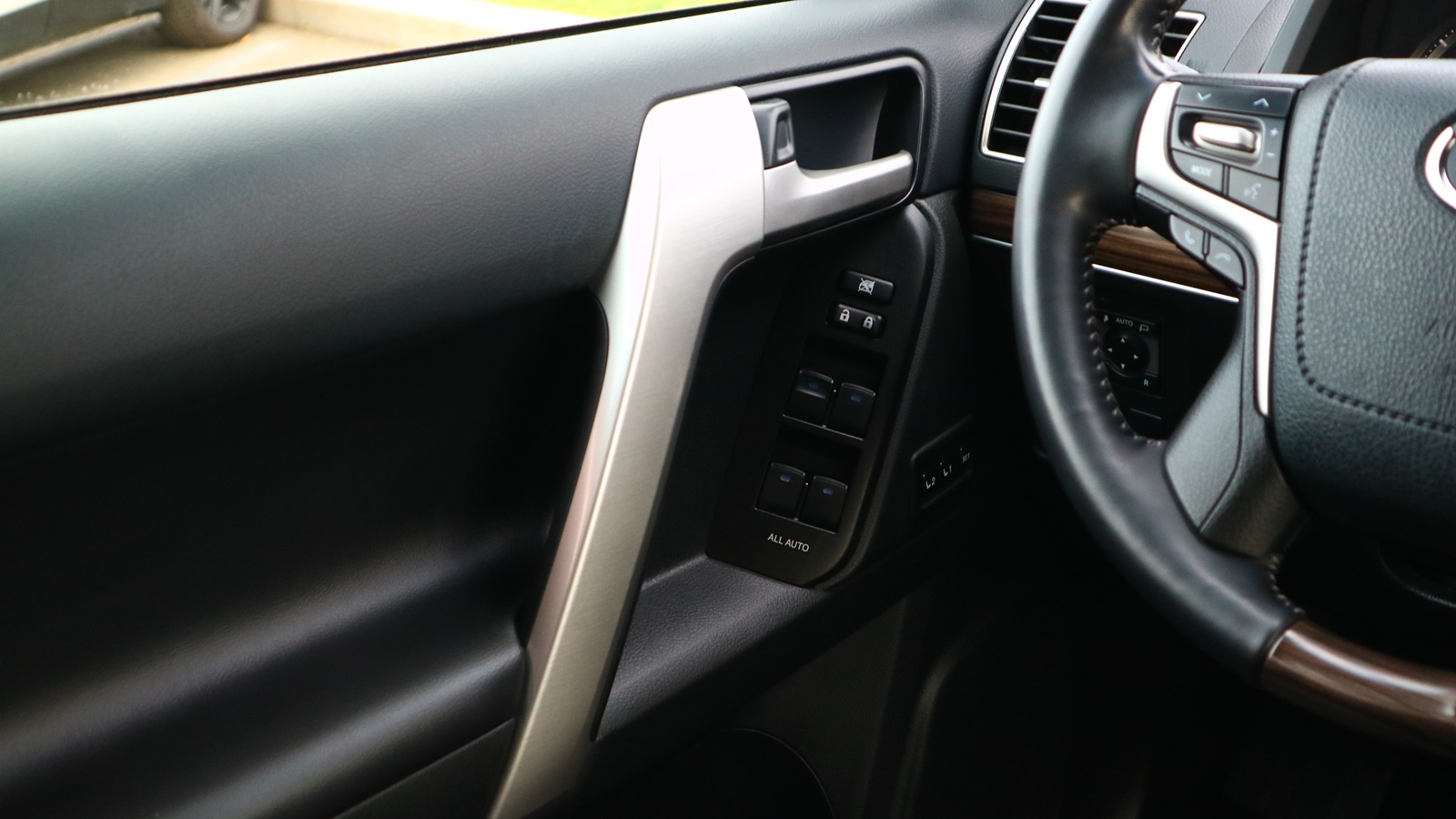 Toyota LAND CRUISER PRADO 2021 року, Універсал, Тойота Центр Київ "Автосаміт Укравто Столичне", м.Київ | Фото № 16 Toyota LAND CRUISER PRADO 2021 року з пробігом 128485 км, Універсал, Тойота Центр Київ "Автосаміт Укравто Столичне", м.Київ - 2025000 ГРН | Фото № 16