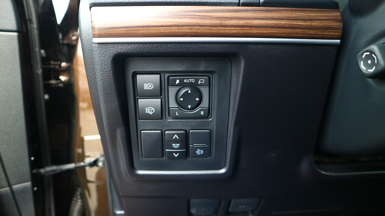 Toyota LAND CRUISER PRADO 2021 року, Універсал, Тойота Центр Київ "Автосаміт Укравто Столичне", м.Київ | Фото № 21 Toyota LAND CRUISER PRADO 2021 року з пробігом 128485 км, Універсал, Тойота Центр Київ "Автосаміт Укравто Столичне", м.Київ - 2025000 ГРН | Фото № 21