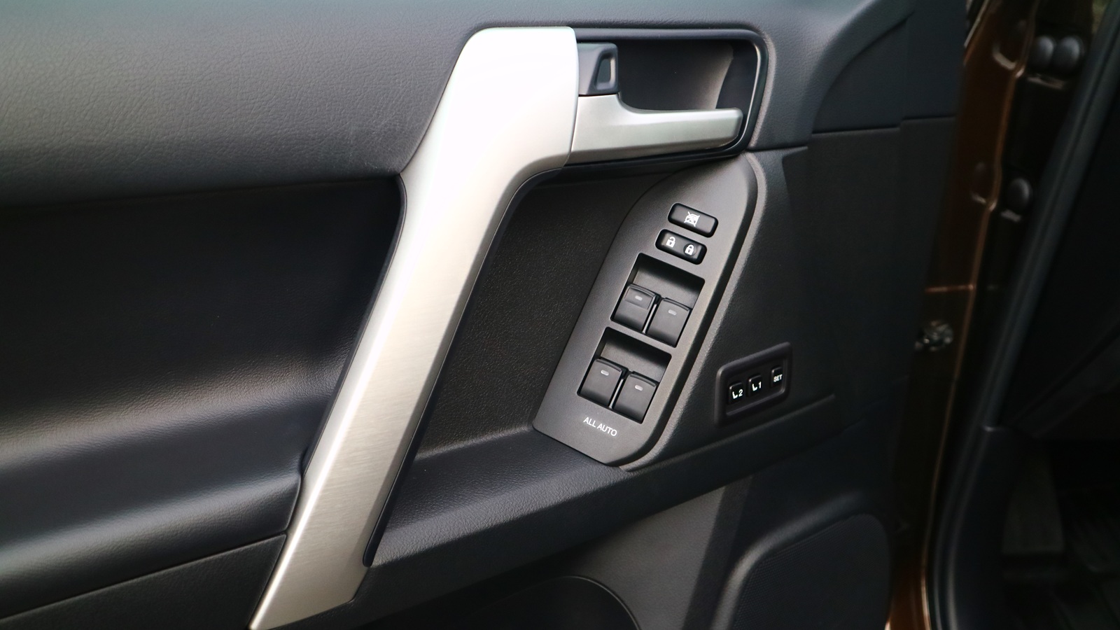 Toyota LAND CRUISER PRADO 2021 року, Універсал, Тойота Центр Київ "Автосаміт Укравто Столичне", м.Київ | Фото № 26 Toyota LAND CRUISER PRADO 2021 року з пробігом 128485 км, Універсал, Тойота Центр Київ "Автосаміт Укравто Столичне", м.Київ - 2025000 ГРН | Фото № 26