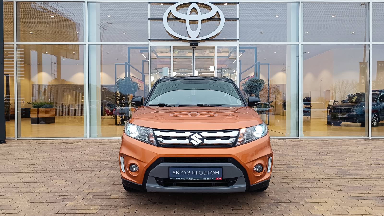 Інші авто SUZUKI Vitara 2017 року, Хетчбек, Тойота Центр Київ «ВІДІ Аеропорт», м.Київ | Фото № 5 Інші авто SUZUKI Vitara 2017 року з пробігом 111843 км, Хетчбек, Тойота Центр Київ «ВІДІ Аеропорт», м.Київ - 700000 ГРН | Фото № 5