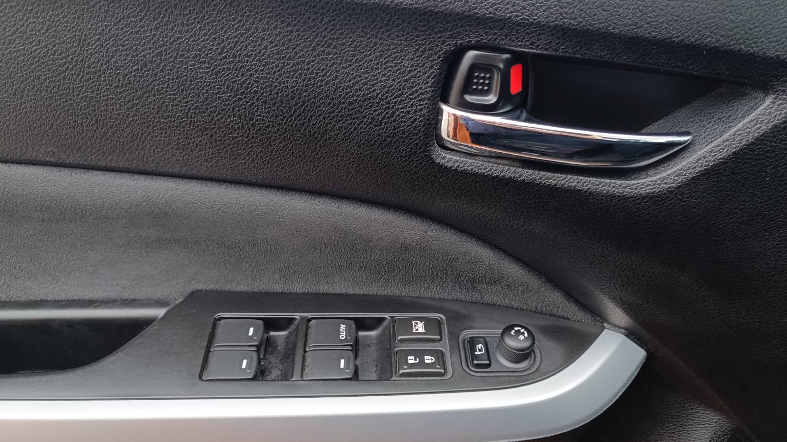 Інші авто SUZUKI Vitara 2017 року, Хетчбек, Тойота Центр Київ «ВІДІ Аеропорт», м.Київ | Фото № 14 Інші авто SUZUKI Vitara 2017 року з пробігом 111843 км, Хетчбек, Тойота Центр Київ «ВІДІ Аеропорт», м.Київ - 700000 ГРН | Фото № 14