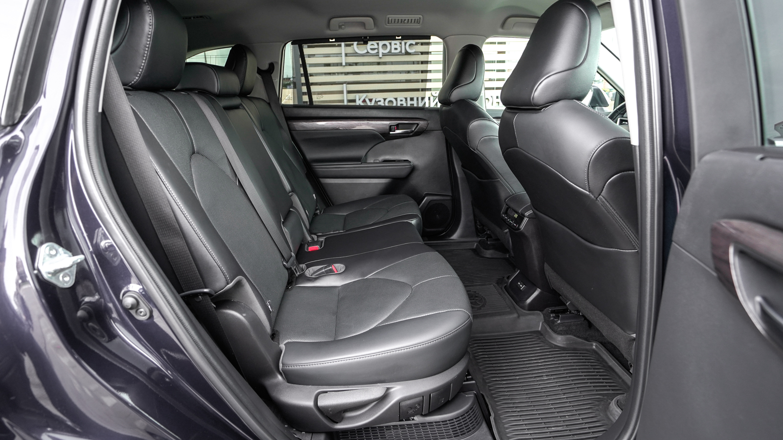 Toyota HIGHLANDER 2022 року, Універсал, Тойота Центр Львів "Діамант", м.Львів | Фото № 7 Toyota HIGHLANDER 2022 року з пробігом 81251 км, Універсал, Тойота Центр Львів "Діамант", м.Львів - 2072700 ГРН | Фото № 7