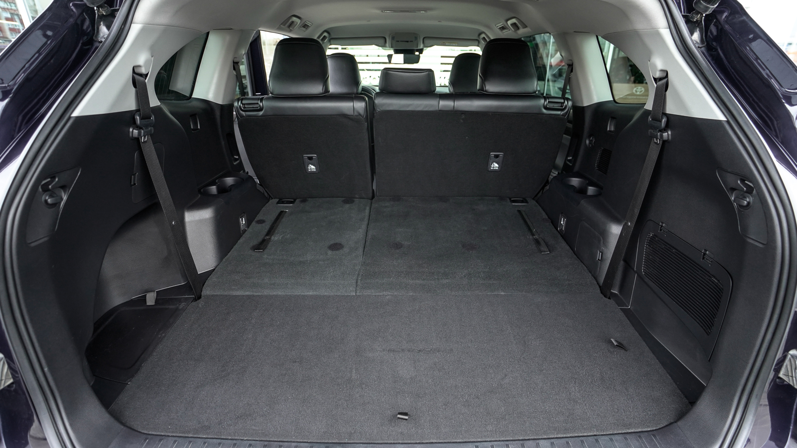 Toyota HIGHLANDER 2022 року, Універсал, Тойота Центр Львів "Діамант", м.Львів | Фото № 11 Toyota HIGHLANDER 2022 року з пробігом 81251 км, Універсал, Тойота Центр Львів "Діамант", м.Львів - 2072700 ГРН | Фото № 11