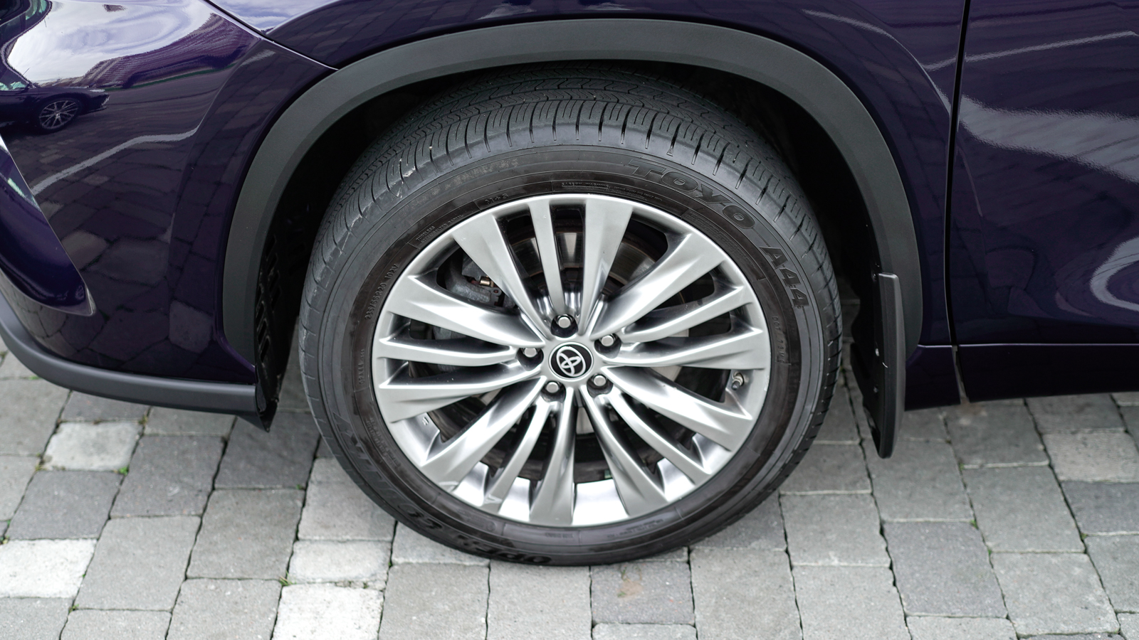 Toyota HIGHLANDER 2022 року, Універсал, Тойота Центр Львів "Діамант", м.Львів | Фото № 14 Toyota HIGHLANDER 2022 року з пробігом 81251 км, Універсал, Тойота Центр Львів "Діамант", м.Львів - 2072700 ГРН | Фото № 14