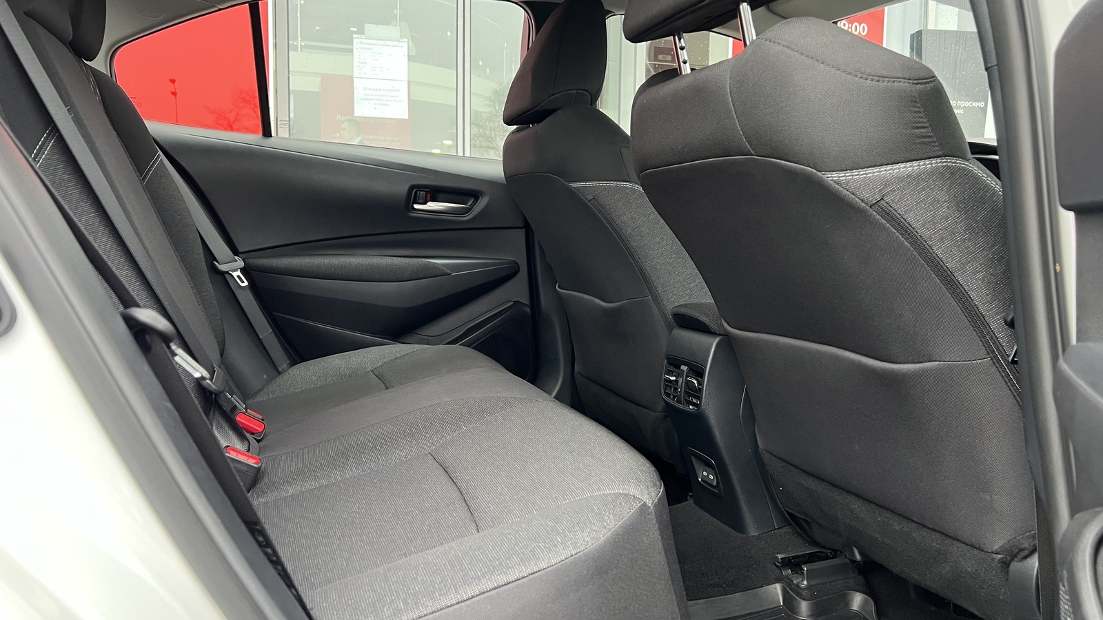 Toyota COROLLA 2024 року, Седан, Тойота Центр Вінниця "Преміум Мотор", м.Вінниця | Фото № 7 Toyota COROLLA 2024 року з пробігом 7890 км, Седан, Тойота Центр Вінниця "Преміум Мотор", м.Вінниця - 1100000 ГРН | Фото № 7