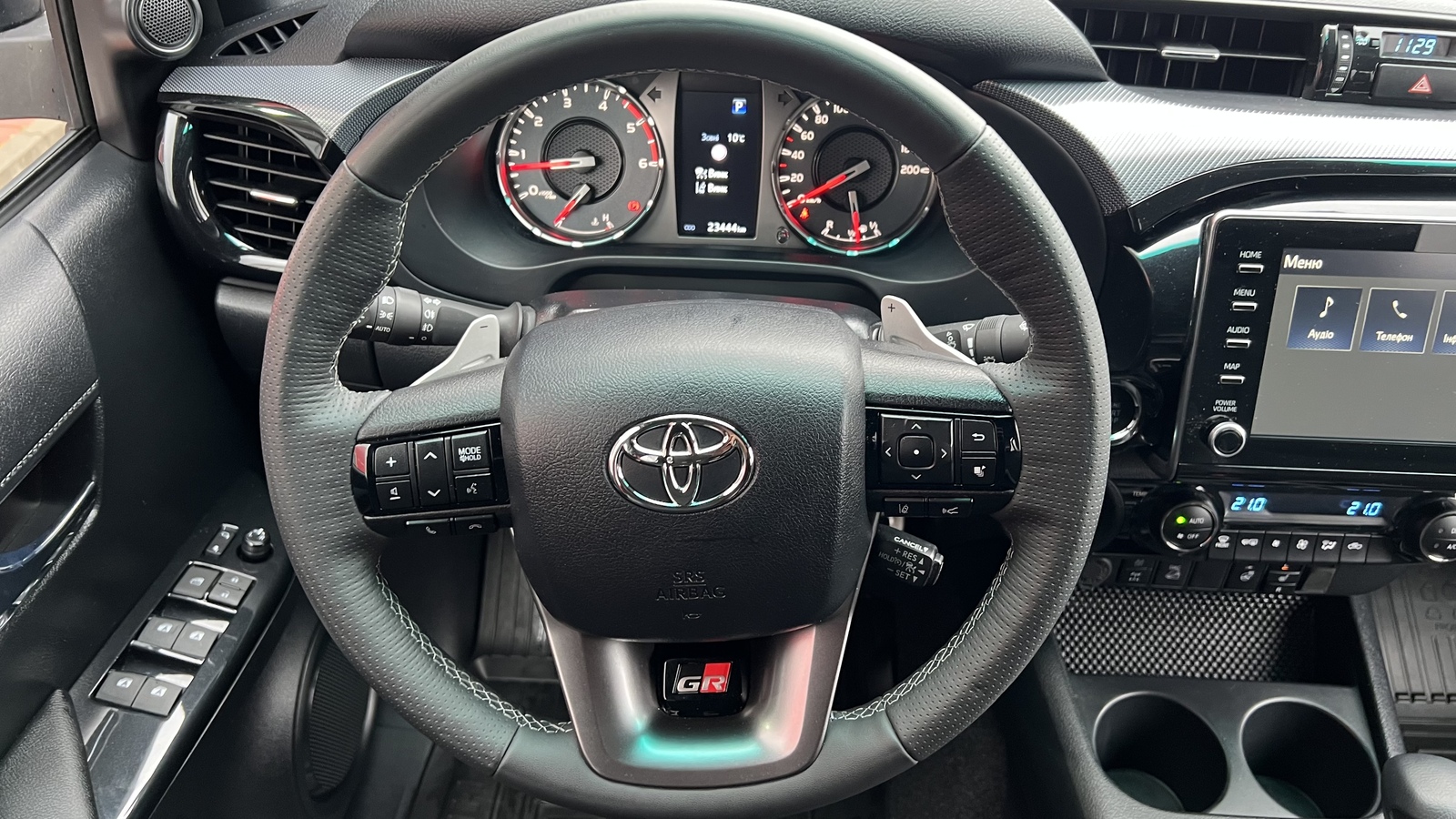 Toyota HILUX 2023 року з пробігом 23317 км, Пікап, Тойота Центр Вінниця "Преміум Мотор", м.Вінниця - 2226000 ГРН | Фото № 9