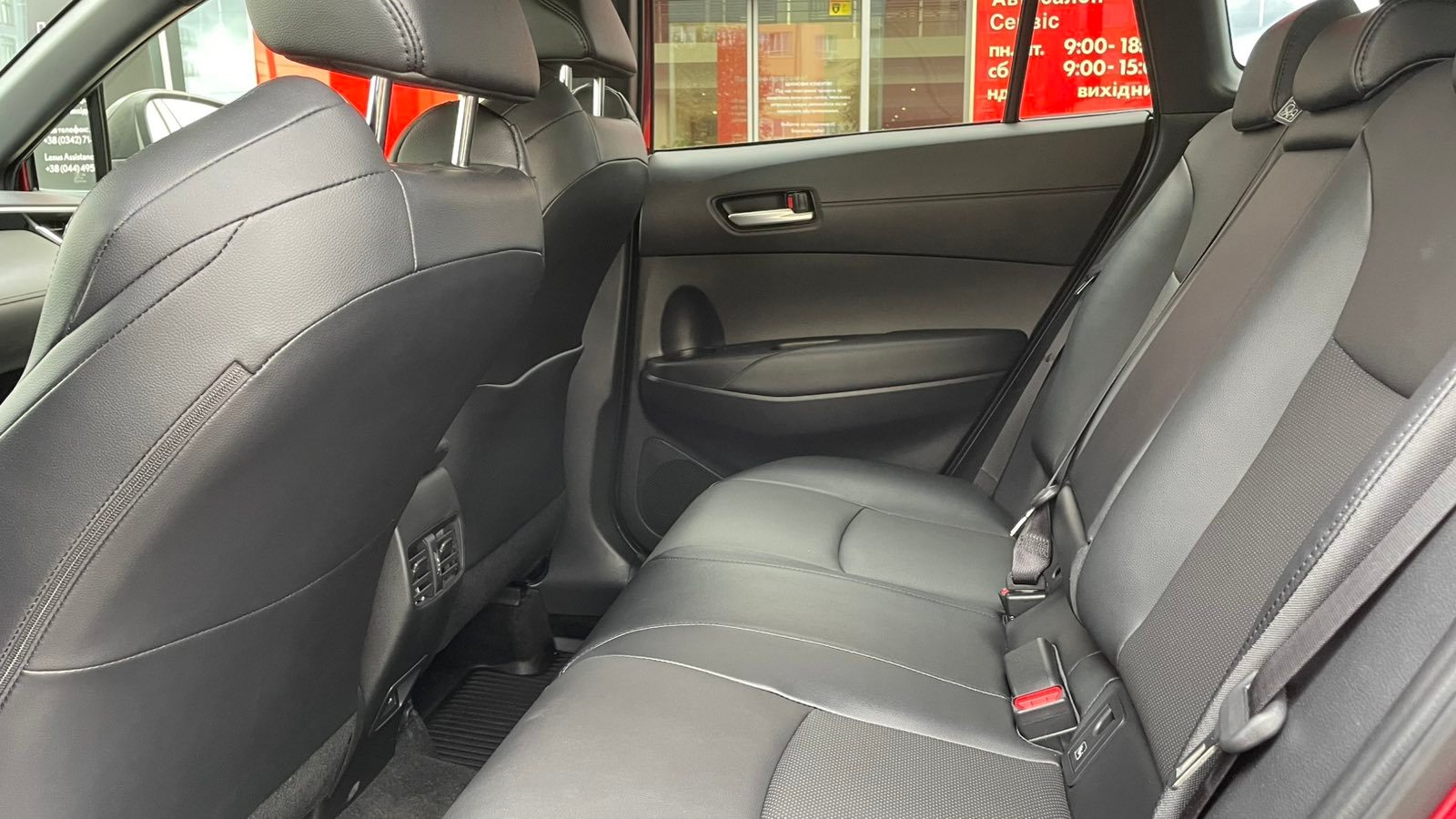 Toyota COROLLA CROSS 2024 року, Універсал, Тойота Центр Івано-Франківськ "Класик-Авто", м.Івано-Франківськ | Фото № 11 Toyota COROLLA CROSS 2024 року з пробігом 1090 км, Універсал, Тойота Центр Івано-Франківськ "Класик-Авто", м.Івано-Франківськ - 1608000 ГРН | Фото № 11