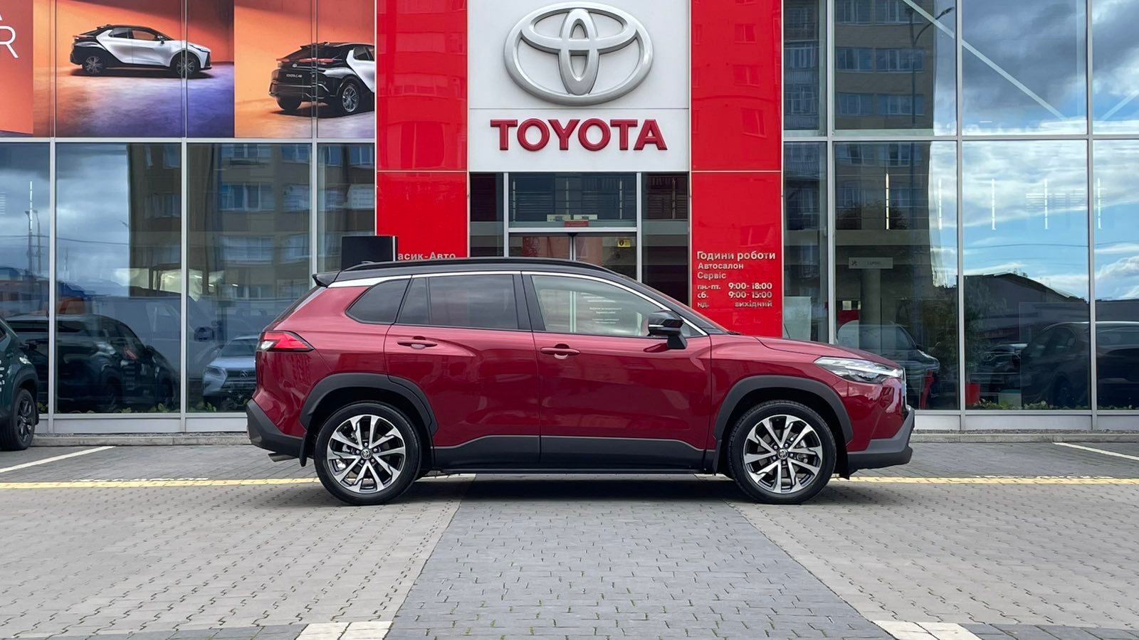 Toyota COROLLA CROSS 2024 року, Універсал, Тойота Центр Івано-Франківськ "Класик-Авто", м.Івано-Франківськ | Фото № 16 Toyota COROLLA CROSS 2024 року з пробігом 1090 км, Універсал, Тойота Центр Івано-Франківськ "Класик-Авто", м.Івано-Франківськ - 1608000 ГРН | Фото № 16