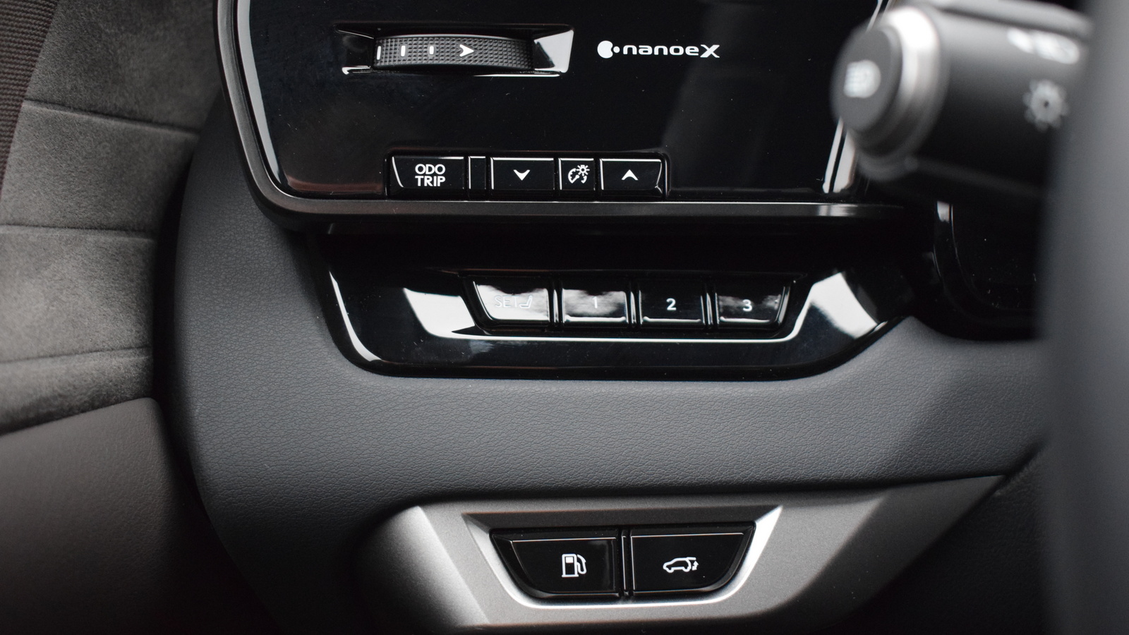 Lexus RX 450h+ 2023 року, Універсал, Тойота Центр Житомир "Стар - Кар", м.Житомир | Фото № 25 Lexus RX 450h+ 2023 року з пробігом 3140 км, Універсал, Тойота Центр Житомир "Стар - Кар", м.Житомир - 4158000 ГРН | Фото № 25