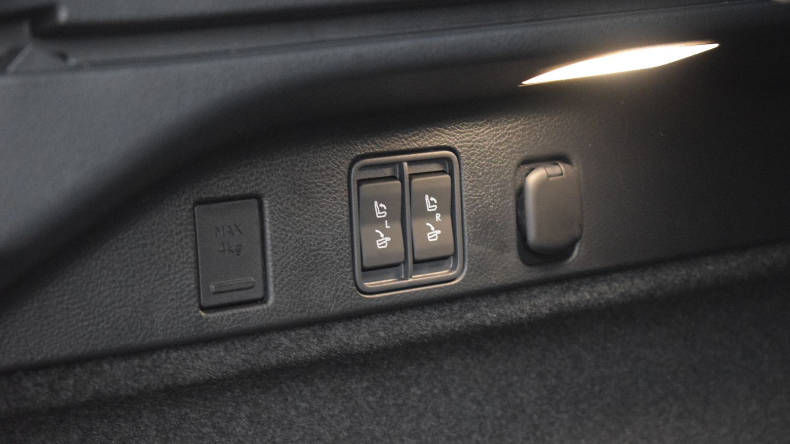 Lexus RX 450h+ 2023 року, Універсал, Тойота Центр Житомир "Стар - Кар", м.Житомир | Фото № 28 Lexus RX 450h+ 2023 року з пробігом 3140 км, Універсал, Тойота Центр Житомир "Стар - Кар", м.Житомир - 4158000 ГРН | Фото № 28