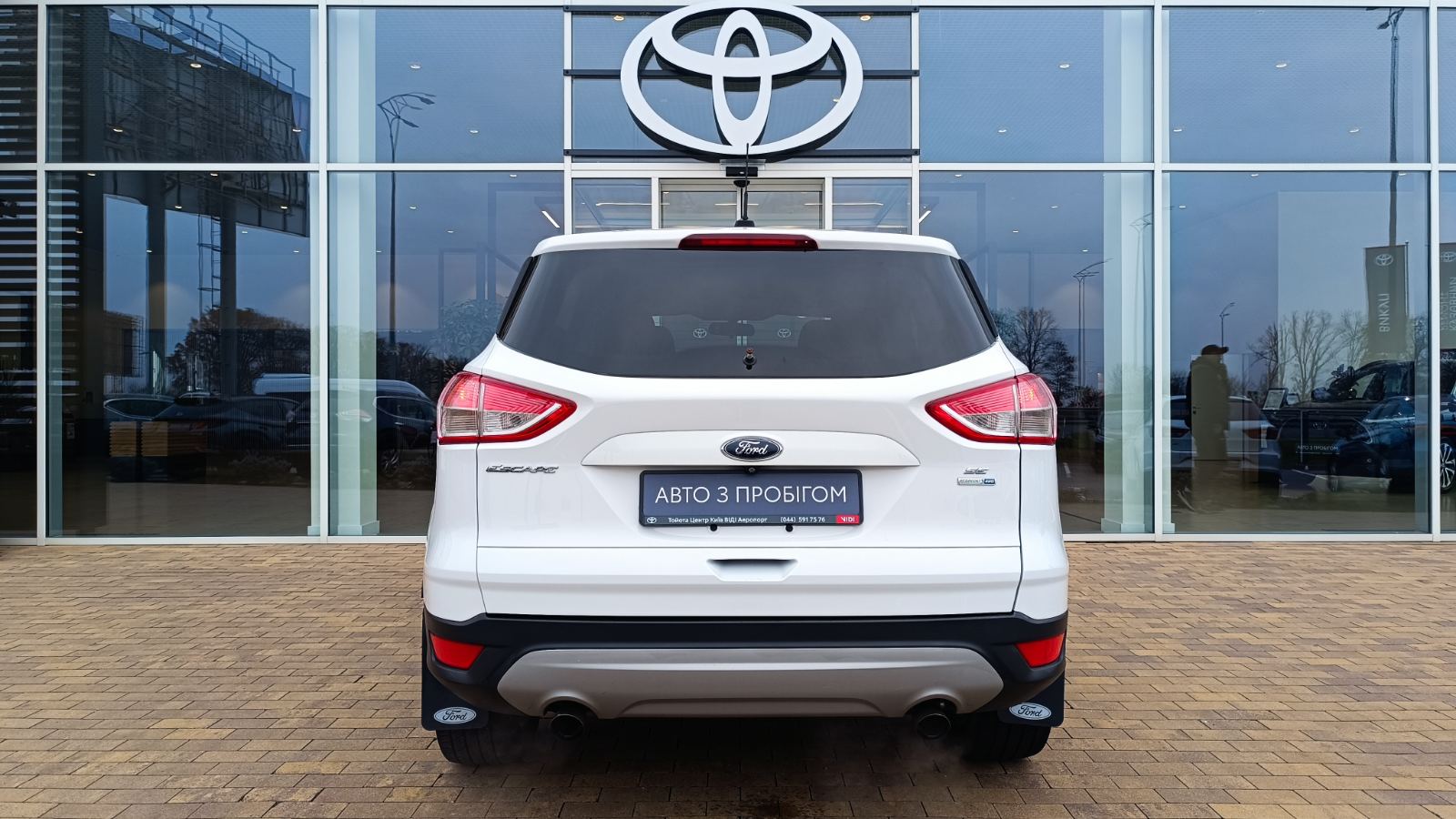 Інші авто FORD ESCAPE 2014 року, Універсал, Тойота Центр Київ «ВІДІ Аеропорт», м.Київ | Фото № 4 Інші авто FORD ESCAPE 2014 року з пробігом 207033 км, Універсал, Тойота Центр Київ «ВІДІ Аеропорт», м.Київ - 400000 ГРН | Фото № 4