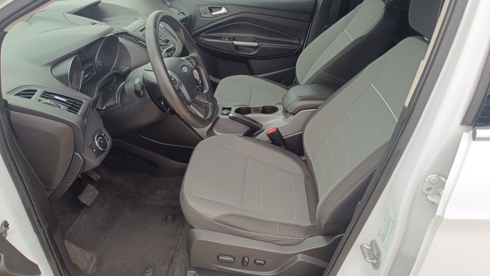 Інші авто FORD ESCAPE 2014 року, Універсал, Тойота Центр Київ «ВІДІ Аеропорт», м.Київ | Фото № 11 Інші авто FORD ESCAPE 2014 року з пробігом 207033 км, Універсал, Тойота Центр Київ «ВІДІ Аеропорт», м.Київ - 400000 ГРН | Фото № 11