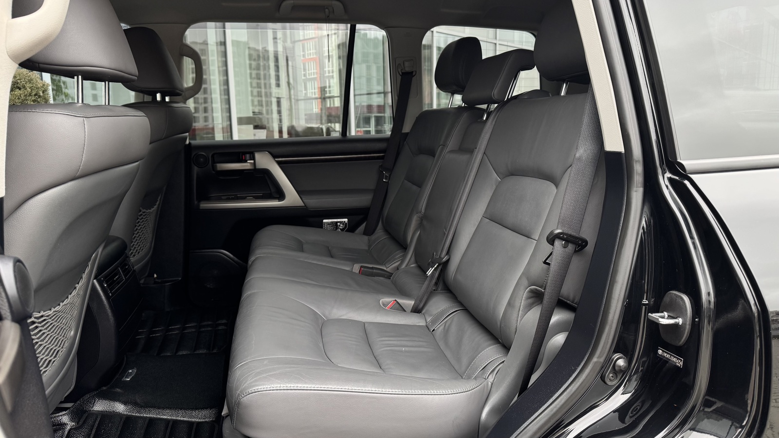 Toyota LAND CRUISER 2011 року, Універсал, Тойота Центр Чернігів "Соллі-Плюс", м.Чернігів | Фото № 11 Toyota LAND CRUISER 2011 року з пробігом 247888 км, Універсал, Тойота Центр Чернігів "Соллі-Плюс", м.Чернігів - 1097000 ГРН | Фото № 11