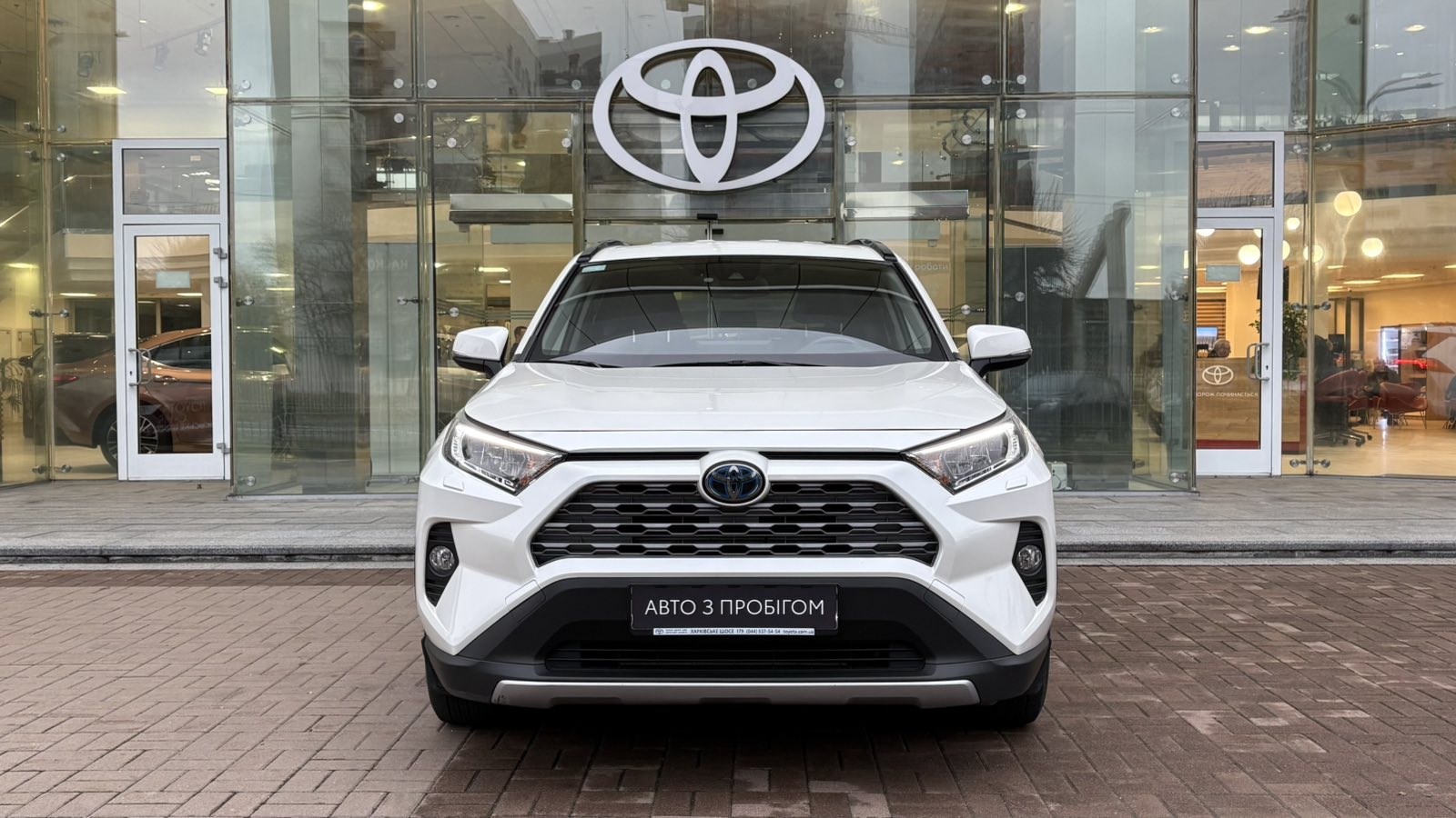Toyota RAV4 2019 року, Універсал, Тойота Центр Київ "Автосаміт Укравто", м.Київ | Фото № 5 Toyota RAV4 2019 року з пробігом 75776 км, Універсал, Тойота Центр Київ "Автосаміт Укравто", м.Київ - 1359600 ГРН | Фото № 5