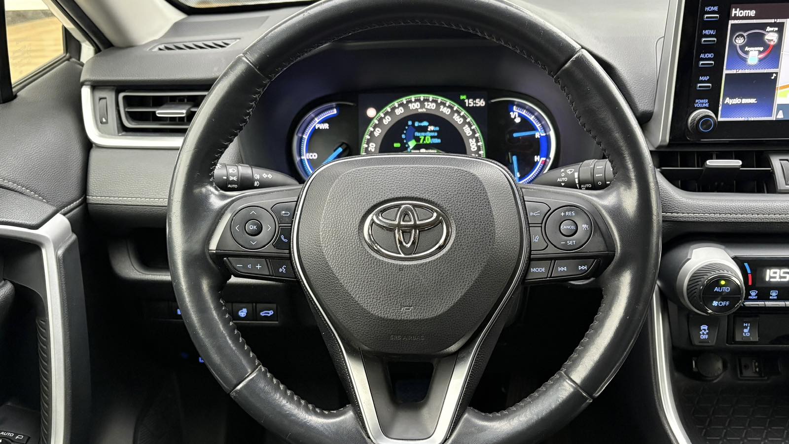 Toyota RAV4 2019 року, Універсал, Тойота Центр Київ "Автосаміт Укравто", м.Київ | Фото № 13 Toyota RAV4 2019 року з пробігом 75776 км, Універсал, Тойота Центр Київ "Автосаміт Укравто", м.Київ - 1359600 ГРН | Фото № 13