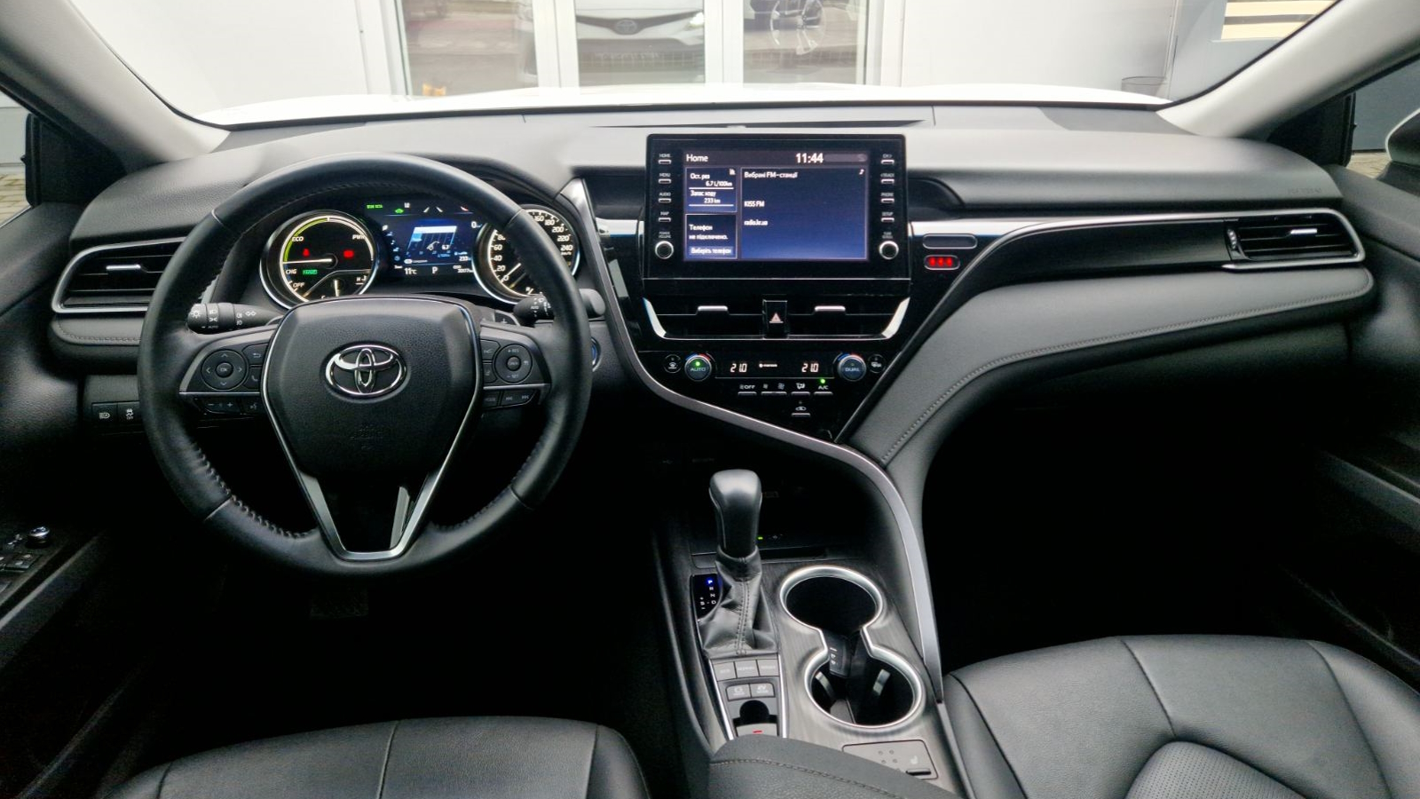 Toyota CAMRY 2023 року, Седан, Тойота Центр Кропивницький "Мотор - Олві", м.Кропивницький | Фото № 8 Toyota CAMRY 2023 року з пробігом 30177 км, Седан, Тойота Центр Кропивницький "Мотор - Олві", м.Кропивницький - 1450000 ГРН | Фото № 8