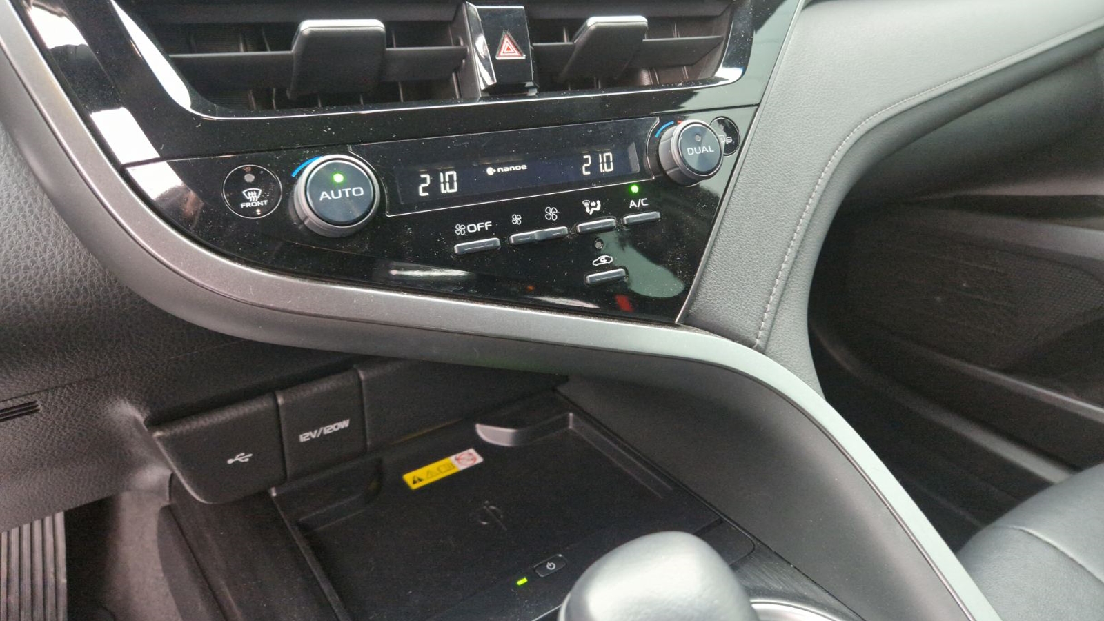 Toyota CAMRY 2023 року, Седан, Тойота Центр Кропивницький "Мотор - Олві", м.Кропивницький | Фото № 14 Toyota CAMRY 2023 року з пробігом 30177 км, Седан, Тойота Центр Кропивницький "Мотор - Олві", м.Кропивницький - 1450000 ГРН | Фото № 14