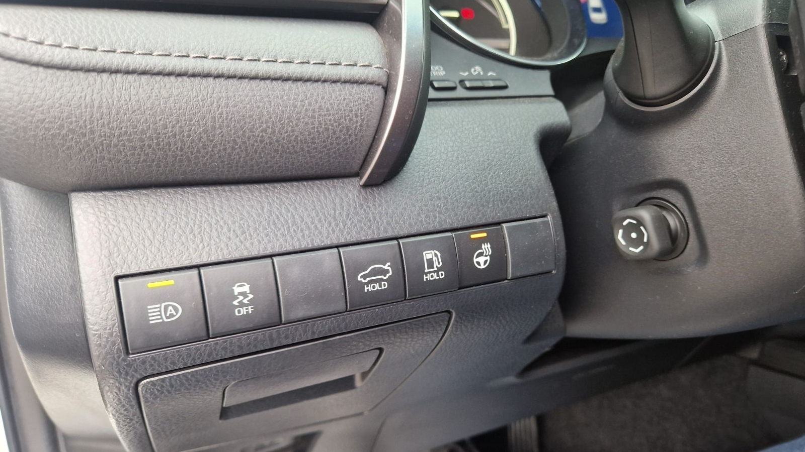 Toyota CAMRY 2023 року, Седан, Тойота Центр Кропивницький "Мотор - Олві", м.Кропивницький | Фото № 18 Toyota CAMRY 2023 року з пробігом 30177 км, Седан, Тойота Центр Кропивницький "Мотор - Олві", м.Кропивницький - 1450000 ГРН | Фото № 18