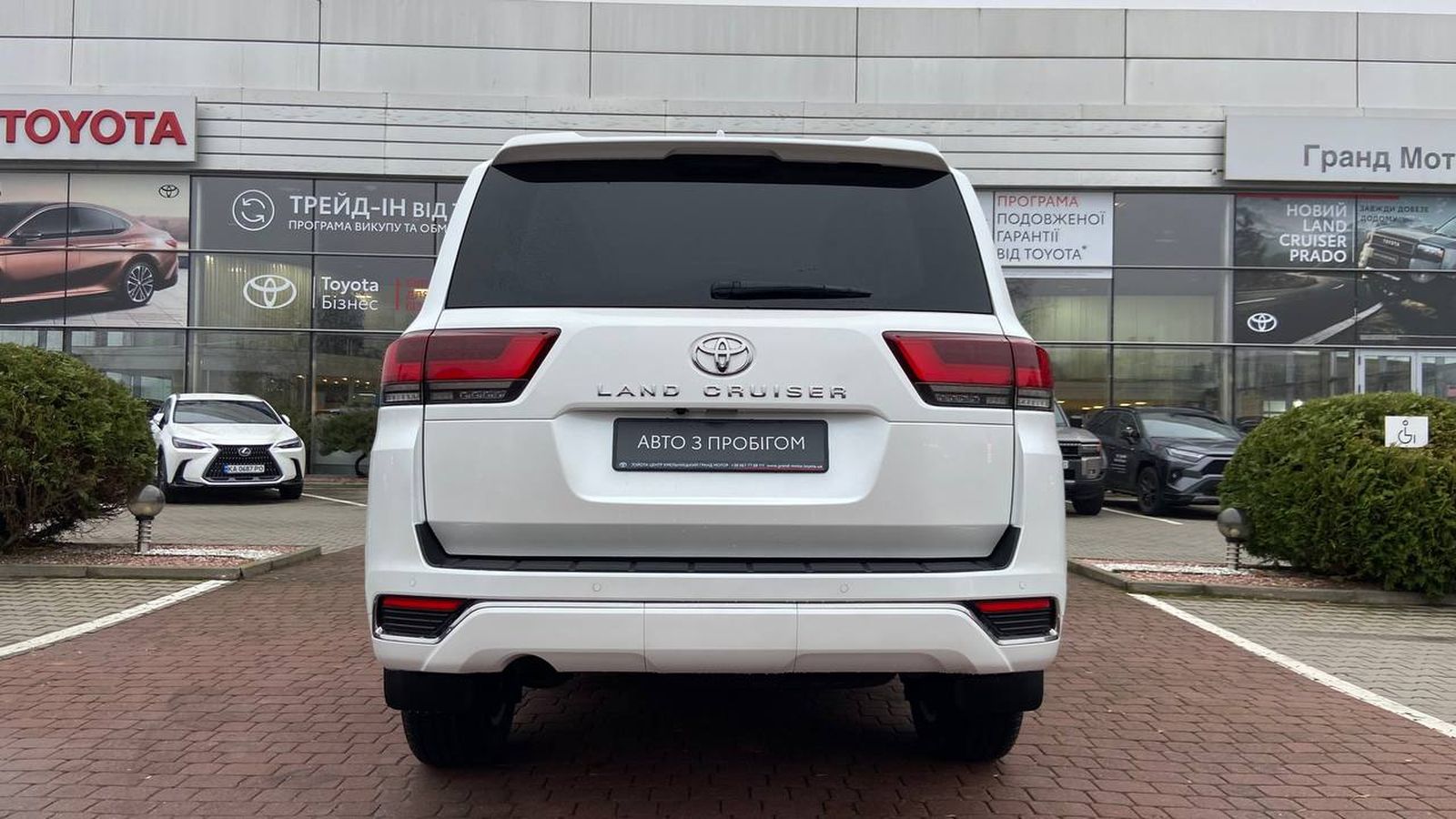 Toyota LAND CRUISER 2025 року, Універсал, Тойота Центр Хмельницький "Гранд Мотор", м.Хмельницький | Фото № 4 Toyota LAND CRUISER 2025 року з пробігом 731 км, Універсал, Тойота Центр Хмельницький "Гранд Мотор", м.Хмельницький - 4206570 ГРН | Фото № 4