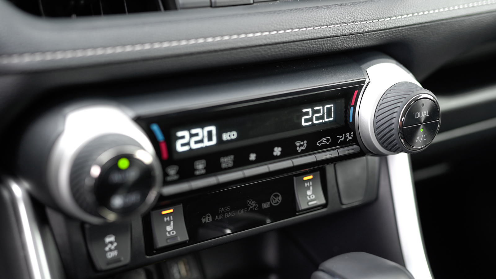 Toyota RAV4 2024 року, Універсал, Тойота Центр Львів "Діамант", м.Львів | Фото № 27 Toyota RAV4 2024 року з пробігом 7432 км, Універсал, Тойота Центр Львів "Діамант", м.Львів - 1670850 ГРН | Фото № 27