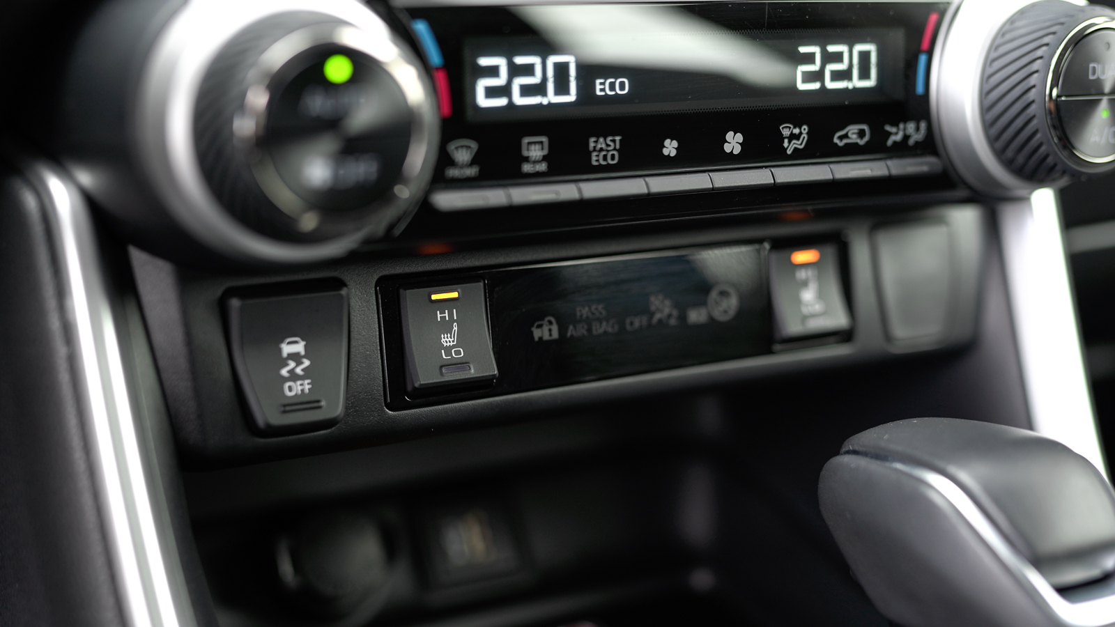 Toyota RAV4 2024 року, Універсал, Тойота Центр Львів "Діамант", м.Львів | Фото № 28 Toyota RAV4 2024 року з пробігом 7432 км, Універсал, Тойота Центр Львів "Діамант", м.Львів - 1670850 ГРН | Фото № 28