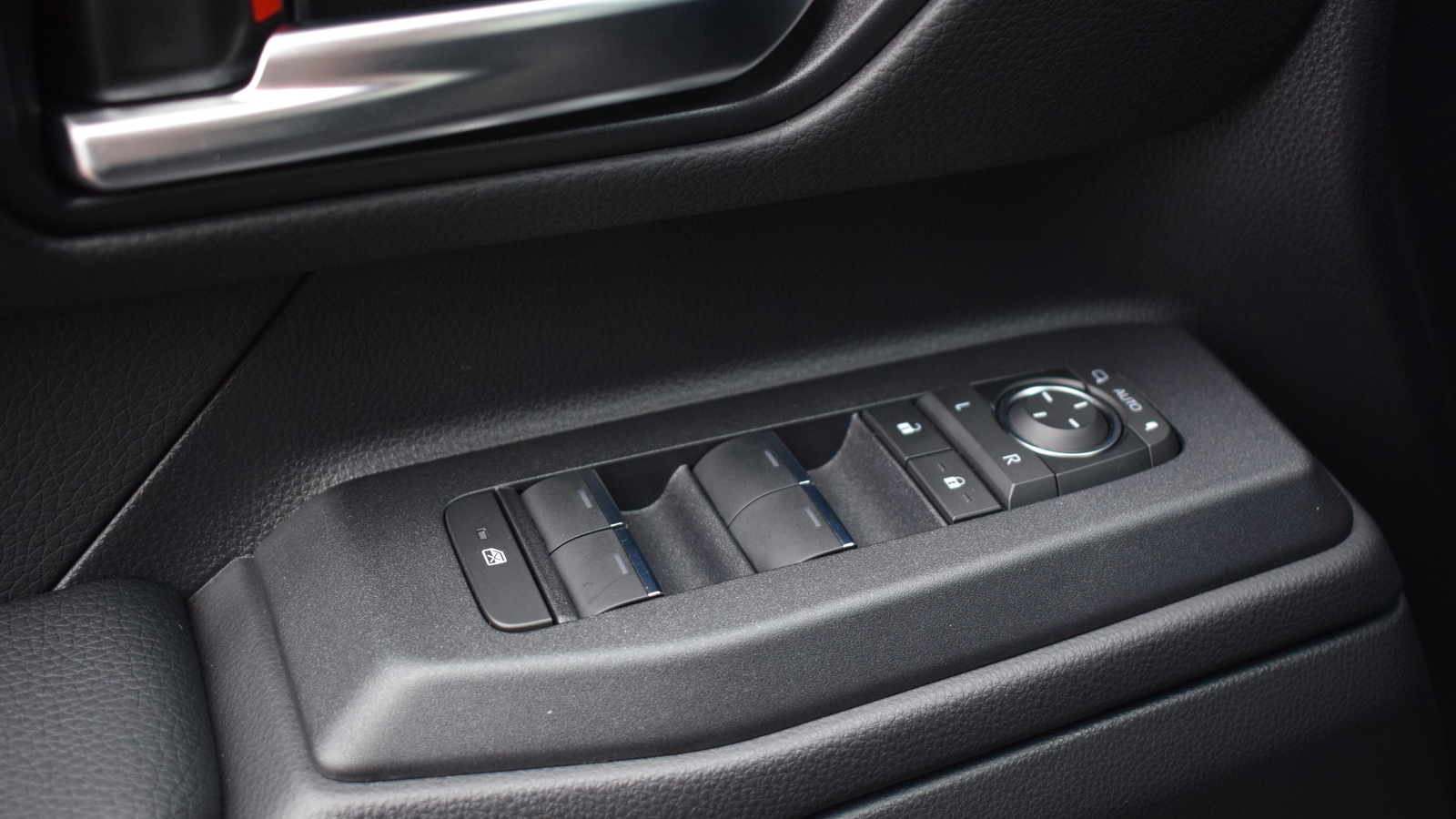 Toyota LAND CRUISER PRADO 2025 року, Універсал, Тойота Центр Житомир "Стар - Кар", м.Житомир | Фото № 24 Toyota LAND CRUISER PRADO 2025 року з пробігом 1068 км, Універсал, Тойота Центр Житомир "Стар - Кар", м.Житомир - 2960000 ГРН | Фото № 24