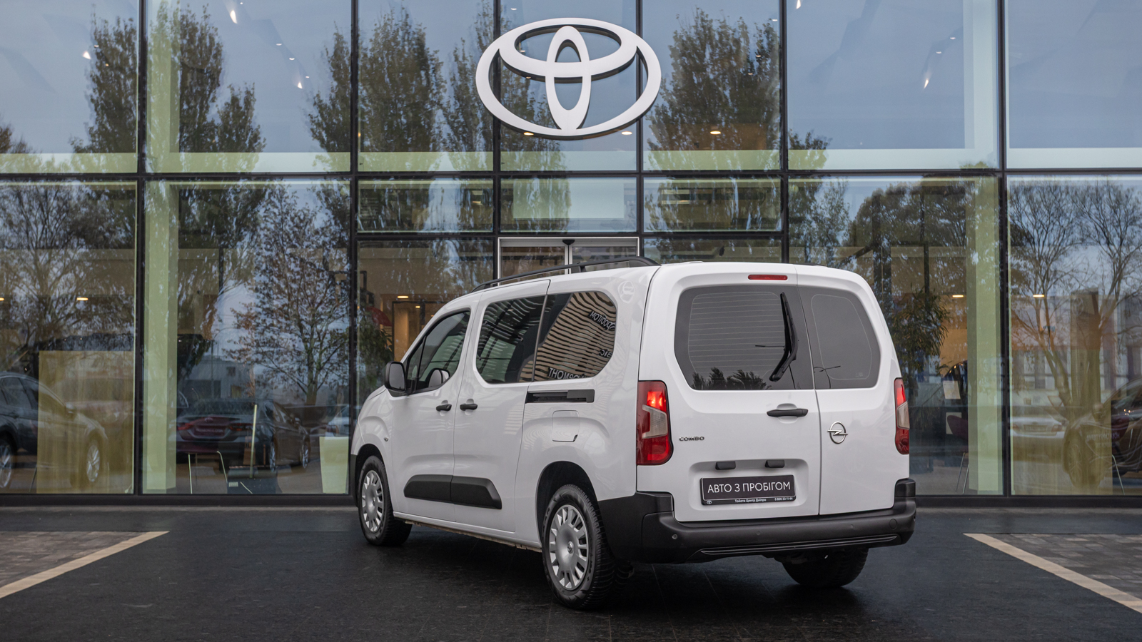 Інші авто OPEL Combo 2023 року, Мінівен, Тойота Центр Дніпро "Алмаз Мотор" на Запорізькому шосе, м.Дніпро | Фото № 2 Інші авто OPEL Combo 2023 року з пробігом 112002 км, Мінівен, Тойота Центр Дніпро "Алмаз Мотор" на Запорізькому шосе, м.Дніпро - 800000 ГРН | Фото № 2