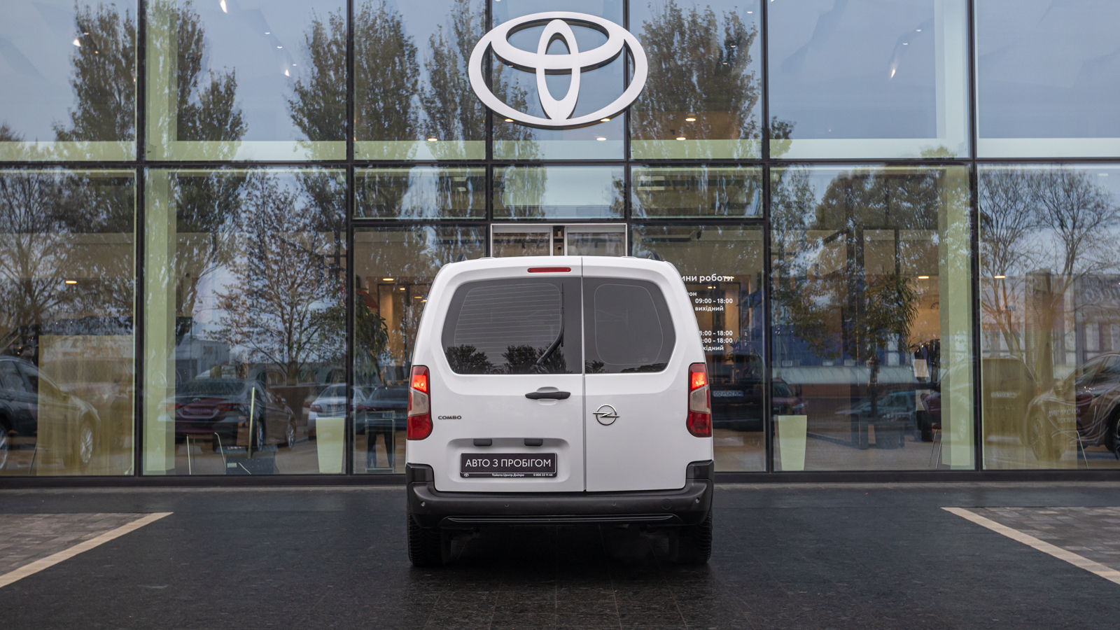 Інші авто OPEL Combo 2023 року, Мінівен, Тойота Центр Дніпро "Алмаз Мотор" на Запорізькому шосе, м.Дніпро | Фото № 4 Інші авто OPEL Combo 2023 року з пробігом 112002 км, Мінівен, Тойота Центр Дніпро "Алмаз Мотор" на Запорізькому шосе, м.Дніпро - 800000 ГРН | Фото № 4