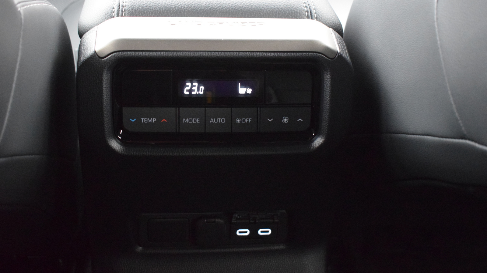 Toyota LAND CRUISER PRADO 2025 року, Універсал, Тойота Центр Житомир "Стар - Кар", м.Житомир | Фото № 28 Toyota LAND CRUISER PRADO 2025 року з пробігом 1068 км, Універсал, Тойота Центр Житомир "Стар - Кар", м.Житомир - 2960000 ГРН | Фото № 28