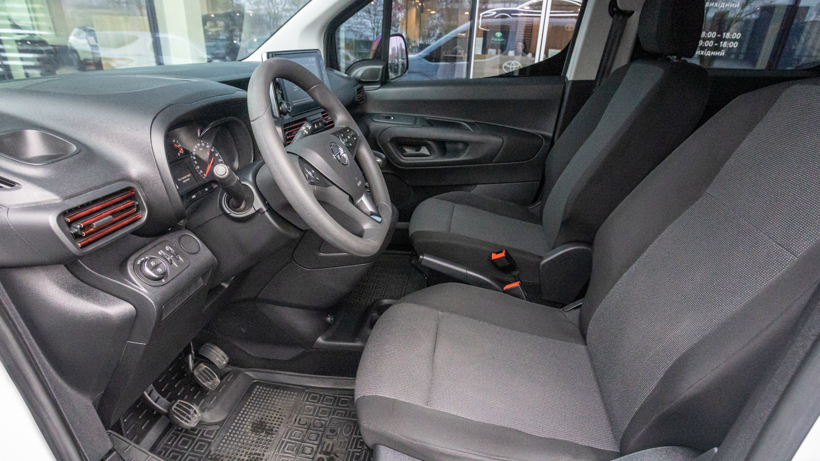 Інші авто OPEL Combo 2023 року, Мінівен, Тойота Центр Дніпро "Алмаз Мотор" на Запорізькому шосе, м.Дніпро | Фото № 14 Інші авто OPEL Combo 2023 року з пробігом 112002 км, Мінівен, Тойота Центр Дніпро "Алмаз Мотор" на Запорізькому шосе, м.Дніпро - 800000 ГРН | Фото № 14