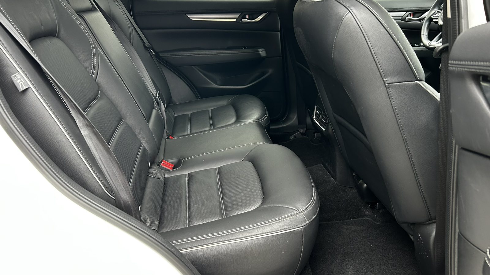 Toyota RAV4 2020 року, Універсал, Тойота Центр Київ "Автосаміт Укравто", м.Київ | Фото № 7 Toyota RAV4 2020 року з пробігом 111618 км, Універсал, Тойота Центр Київ "Автосаміт Укравто", м.Київ - 1389600 ГРН | Фото № 7