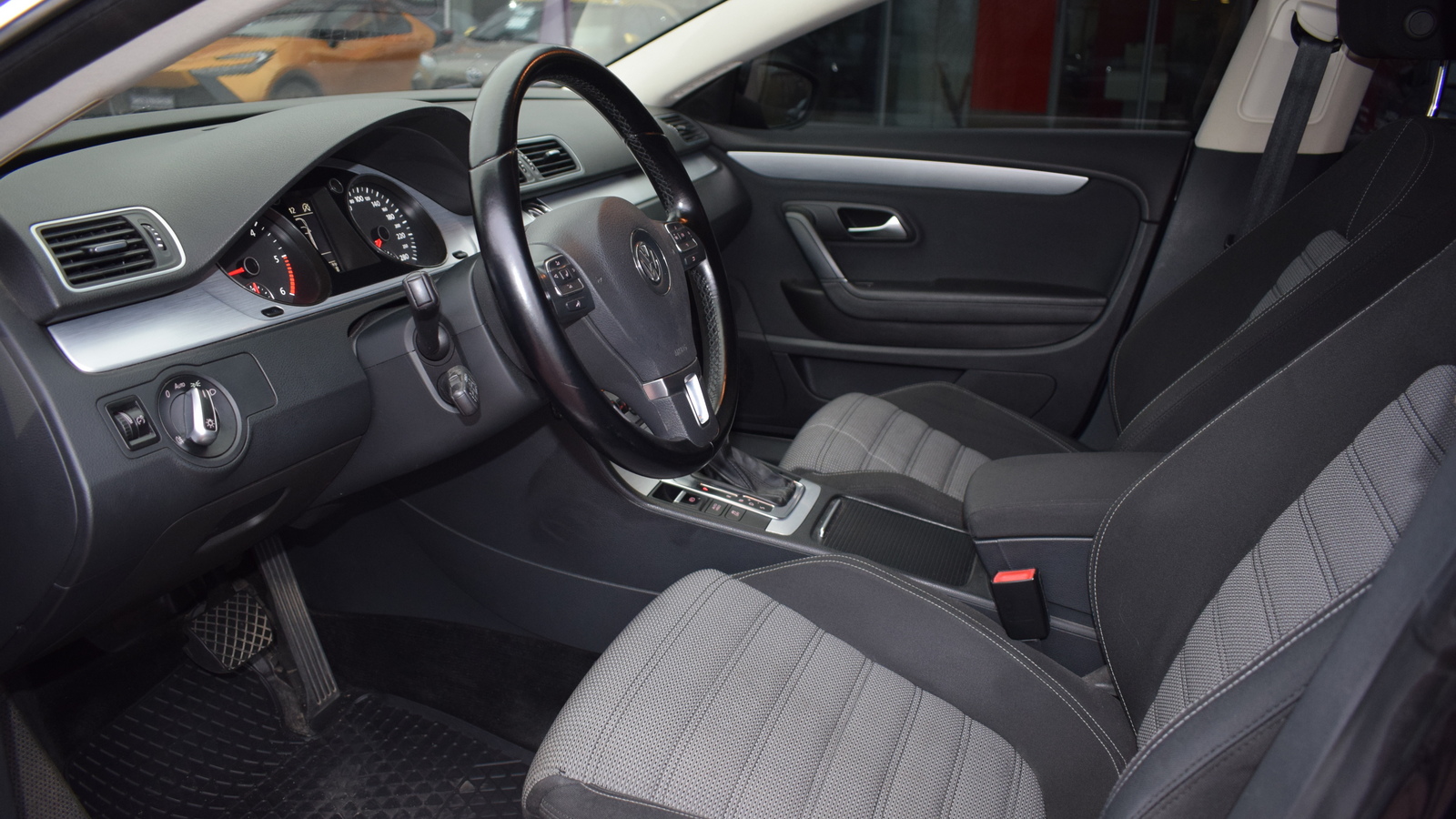 Інші авто VOLKSWAGEN CC 2012 року, Седан, Тойота Центр Житомир "Стар - Кар", м.Житомир | Фото № 12 Інші авто VOLKSWAGEN CC 2012 року з пробігом 256464 км, Седан, Тойота Центр Житомир "Стар - Кар", м.Житомир - 541800 ГРН | Фото № 12