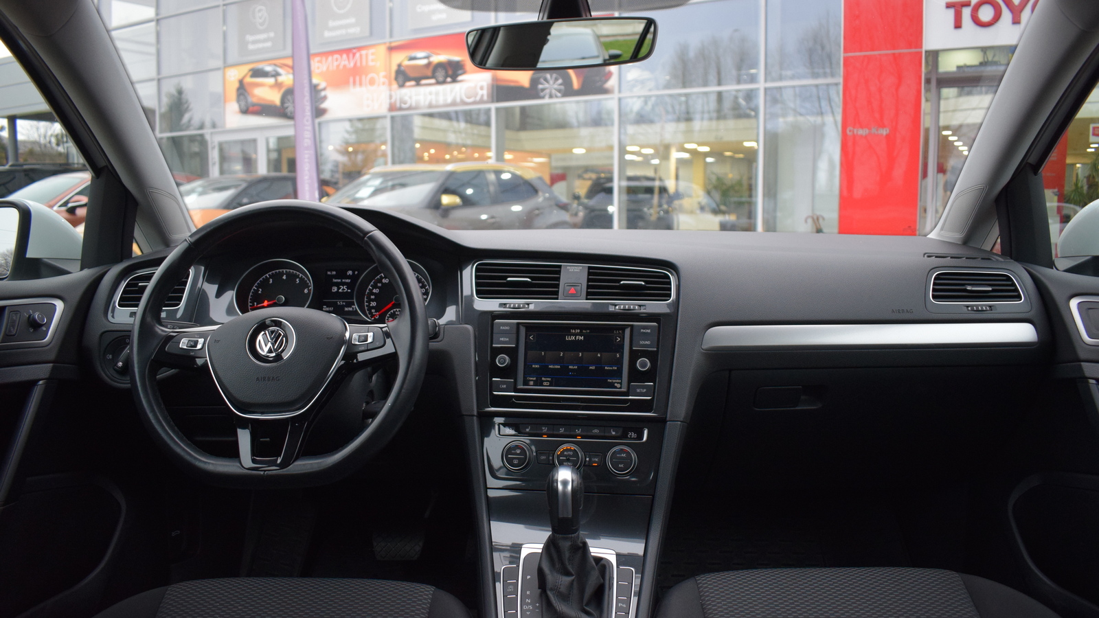 Інші авто VOLKSWAGEN GOLF 2020 року, Хетчбек, Тойота Центр Житомир "Стар - Кар", м.Житомир | Фото № 8 Інші авто VOLKSWAGEN GOLF 2020 року з пробігом 59793 км, Хетчбек, Тойота Центр Житомир "Стар - Кар", м.Житомир - 709800 ГРН | Фото № 8