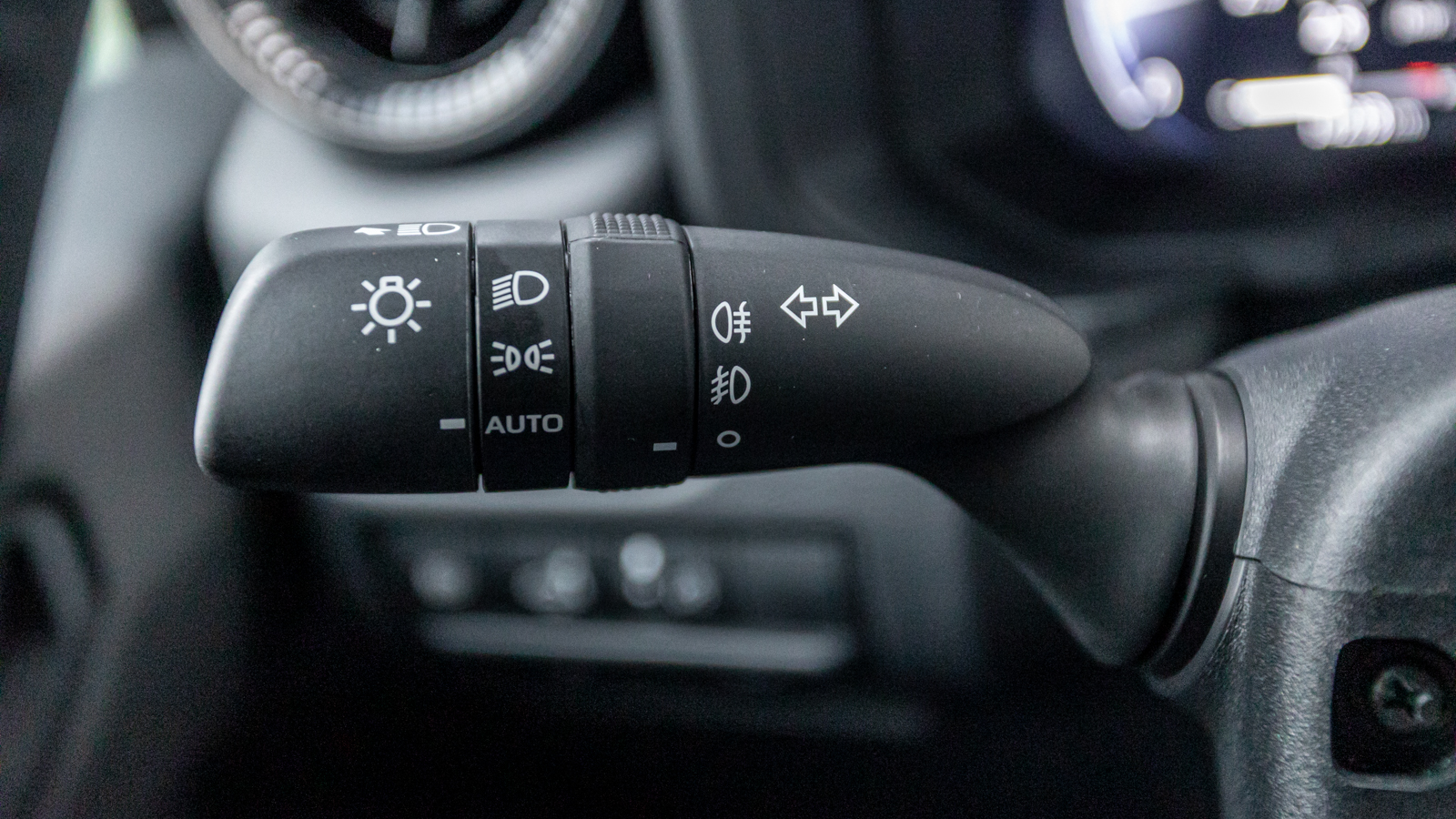 Toyota LAND CRUISER PRADO 2024 року з пробігом 14233 км, Універсал, Тойота Центр Дніпро "Алмаз Мотор" на Запорізькому шосе, м.Дніпро - 2870000 ГРН | Фото № 27