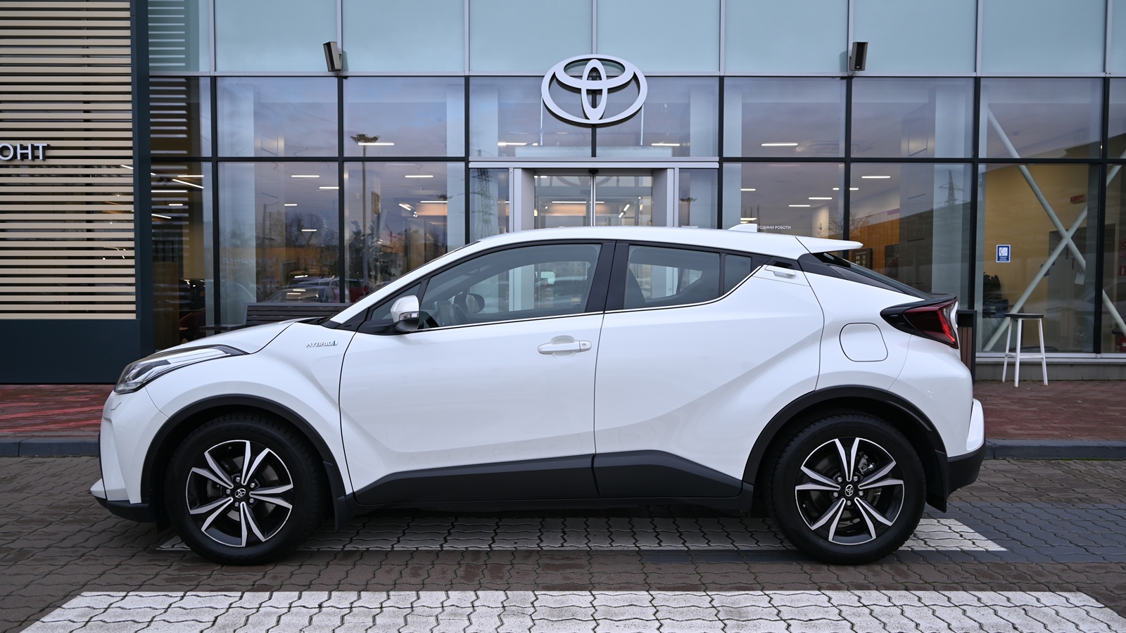 Toyota C-HR 2020 року з пробігом 80090 км, Хетчбек, Тойота Центр Київ "Сіті Плаза", м.Київ - 1030050 ГРН | Фото № 3