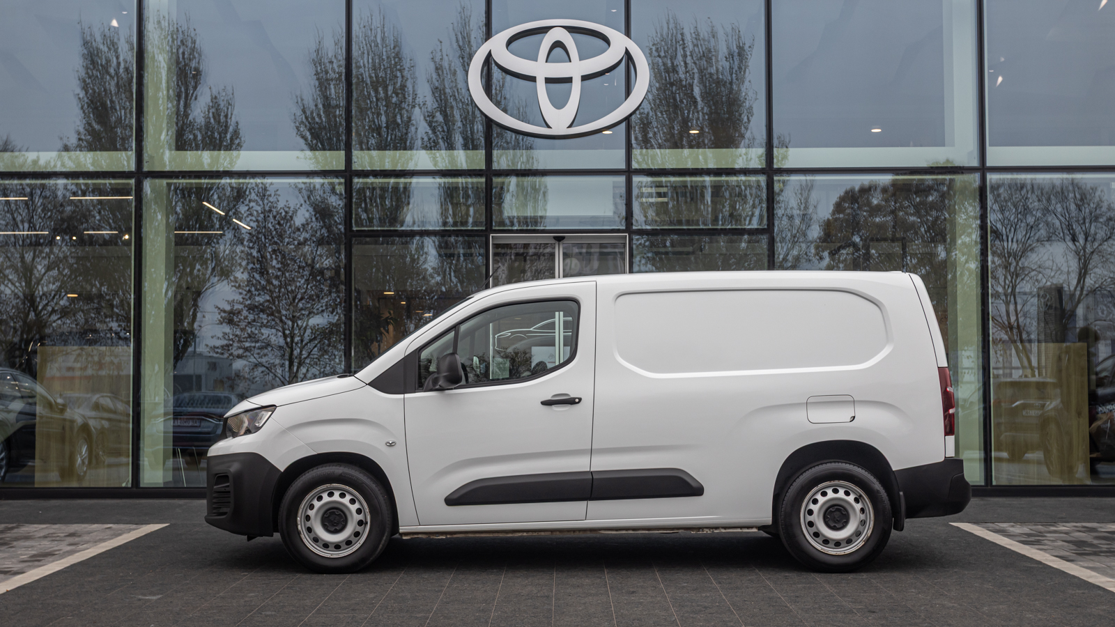 Інші авто PEUGEOT Partner 2022 року з пробігом 176100 км, Мінівен, Тойота Центр Дніпро "Алмаз Мотор" на Запорізькому шосе, м.Дніпро - 640000 ГРН | Фото № 3