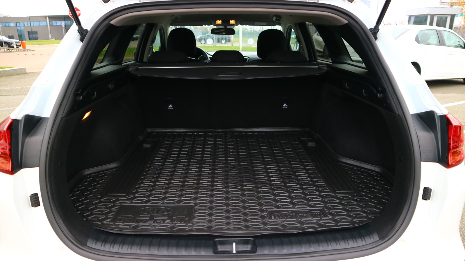 Інші авто KIA CEED 2019 року з пробігом 33363 км, Універсал, Тойота Центр Київ "Автосаміт Укравто Столичне", м.Київ - 650000 ГРН | Фото № 10