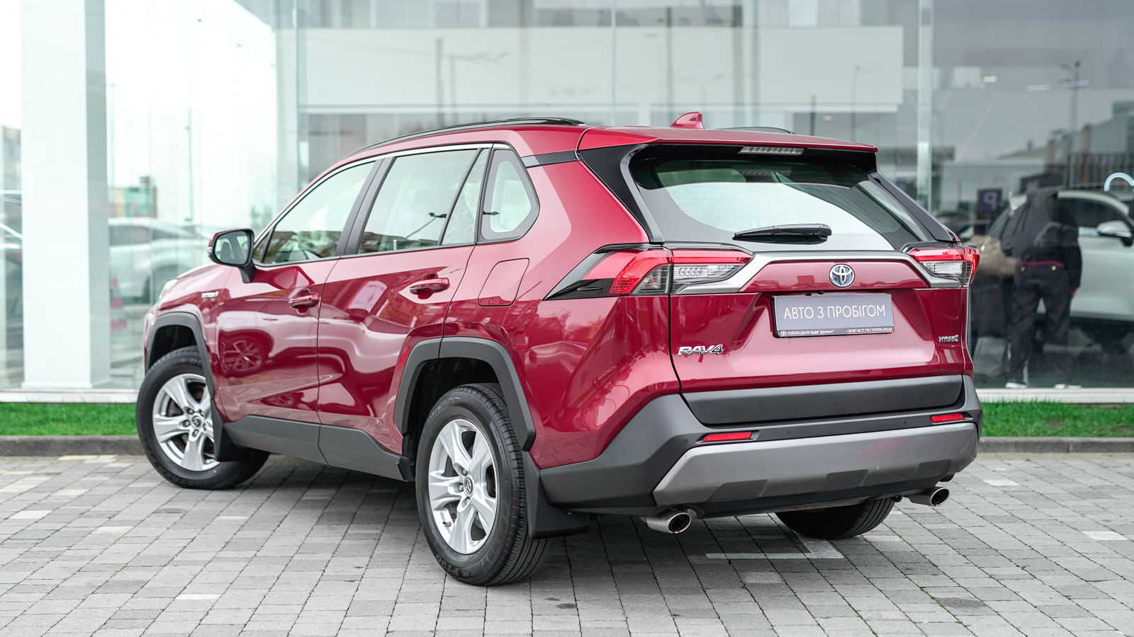 Toyota RAV4 2019 року з пробігом 71543 км, Універсал, Лексус Львів, м.Львів - 1269000 ГРН | Фото № 2