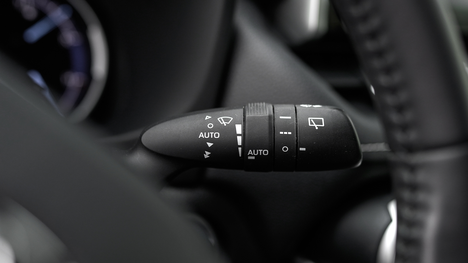 Toyota RAV4 2019 року з пробігом 71543 км, Універсал, Лексус Львів, м.Львів - 1269000 ГРН | Фото № 16