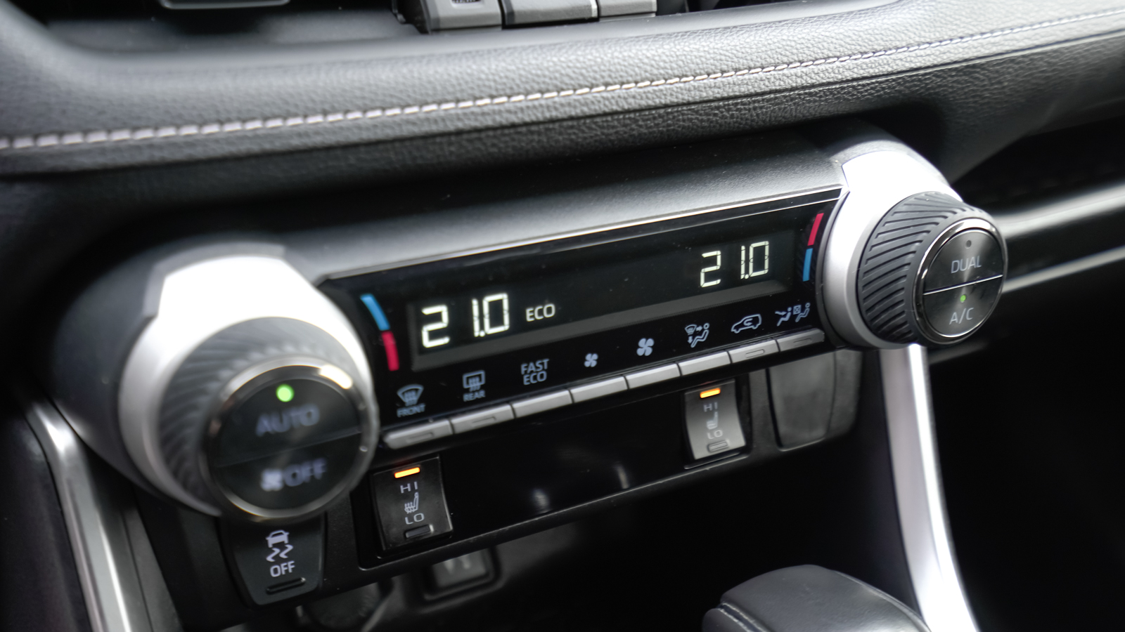 Toyota RAV4 2019 року з пробігом 71543 км, Універсал, Лексус Львів, м.Львів - 1269000 ГРН | Фото № 22